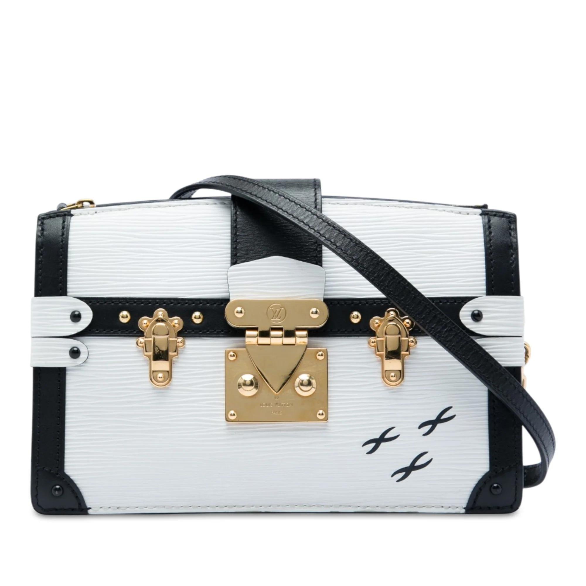 Leather bag