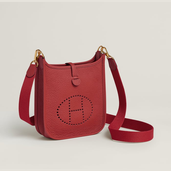 Evelyne 16 Amazone 백