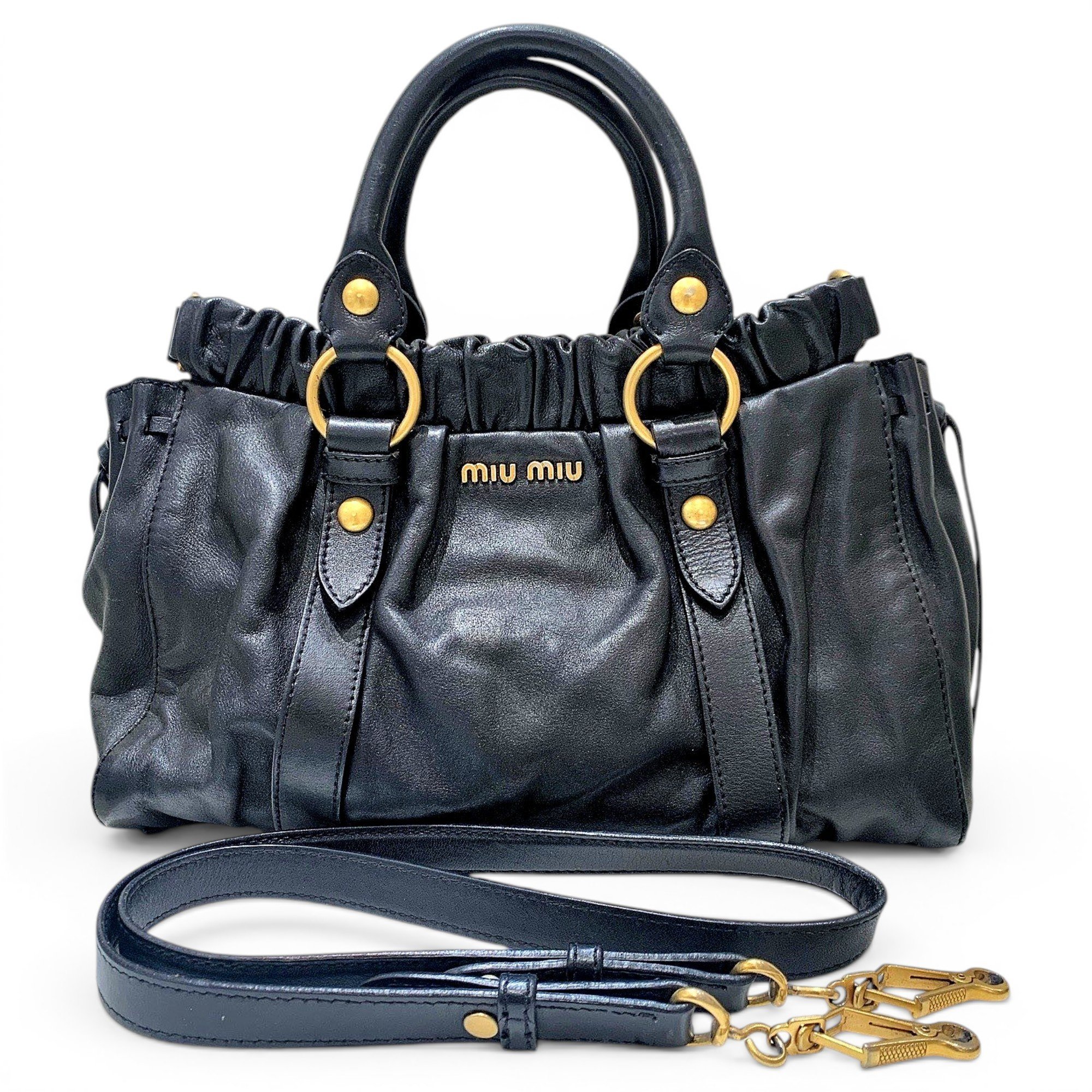 Leather handbag