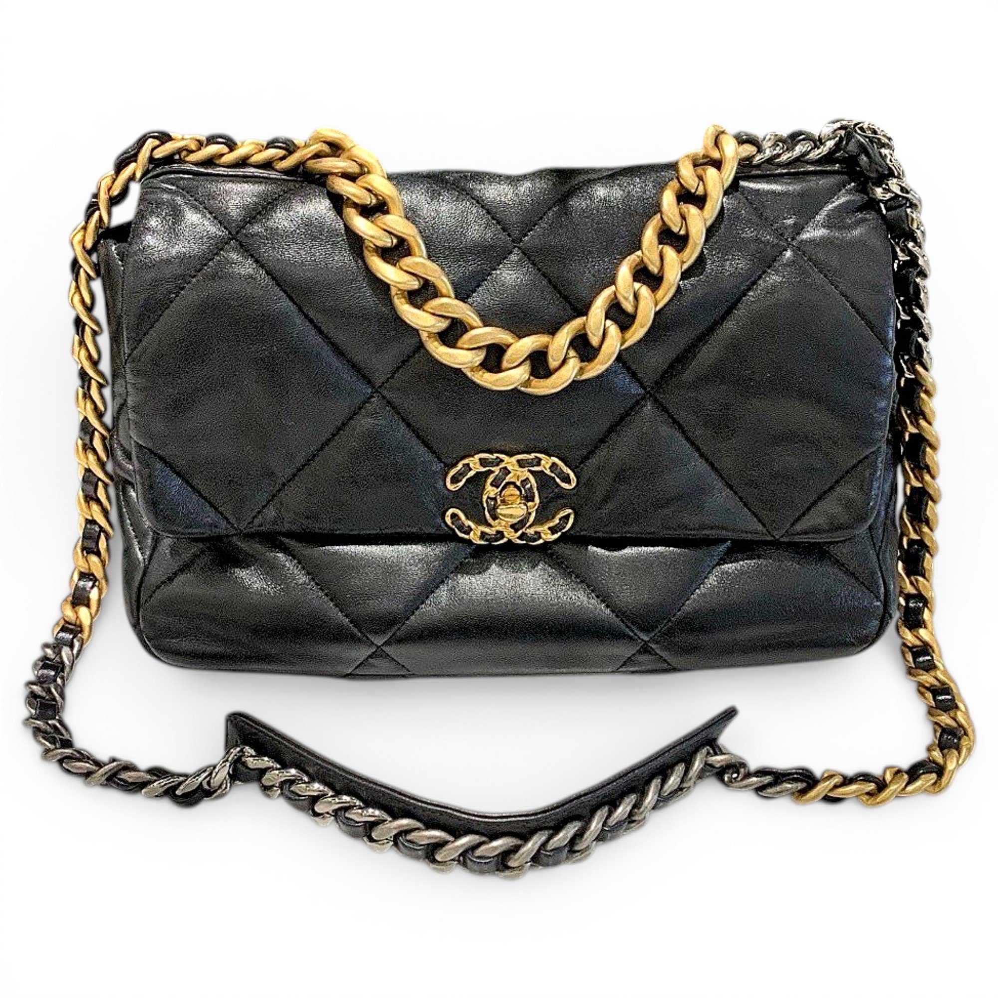 Chanel 19 leather handbag