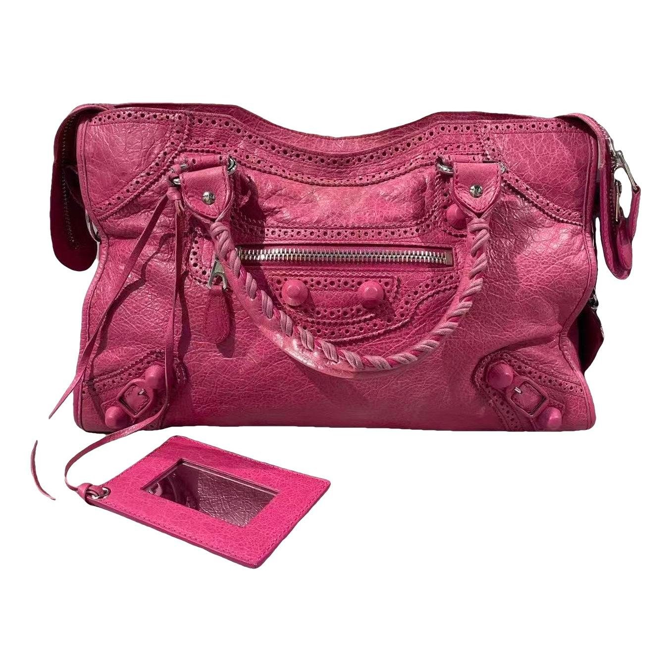 B leather handbag