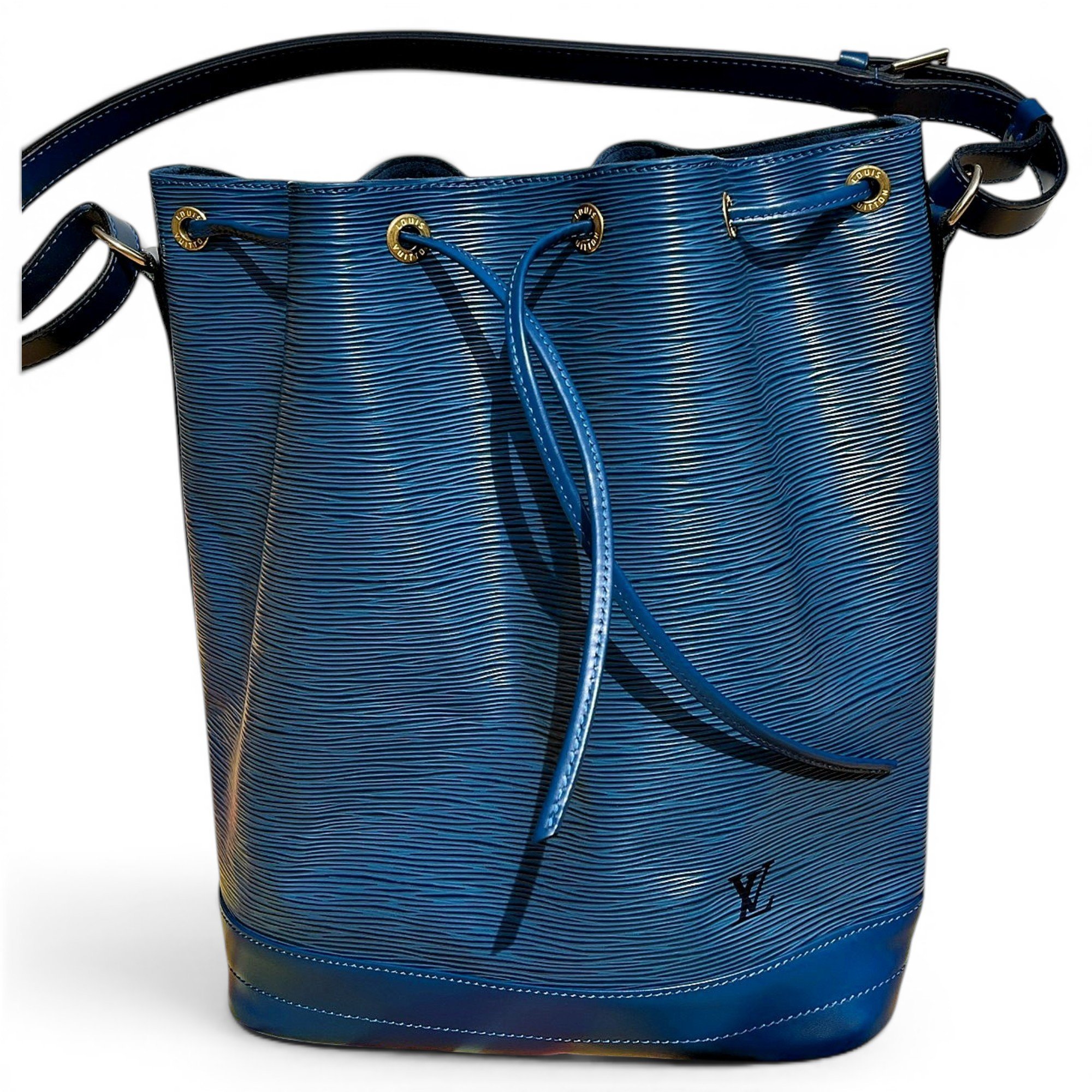 Louis Vuitton Noé leather handbag