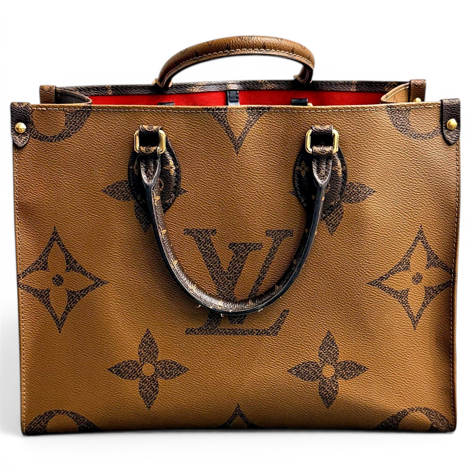 Onthego leather handbag