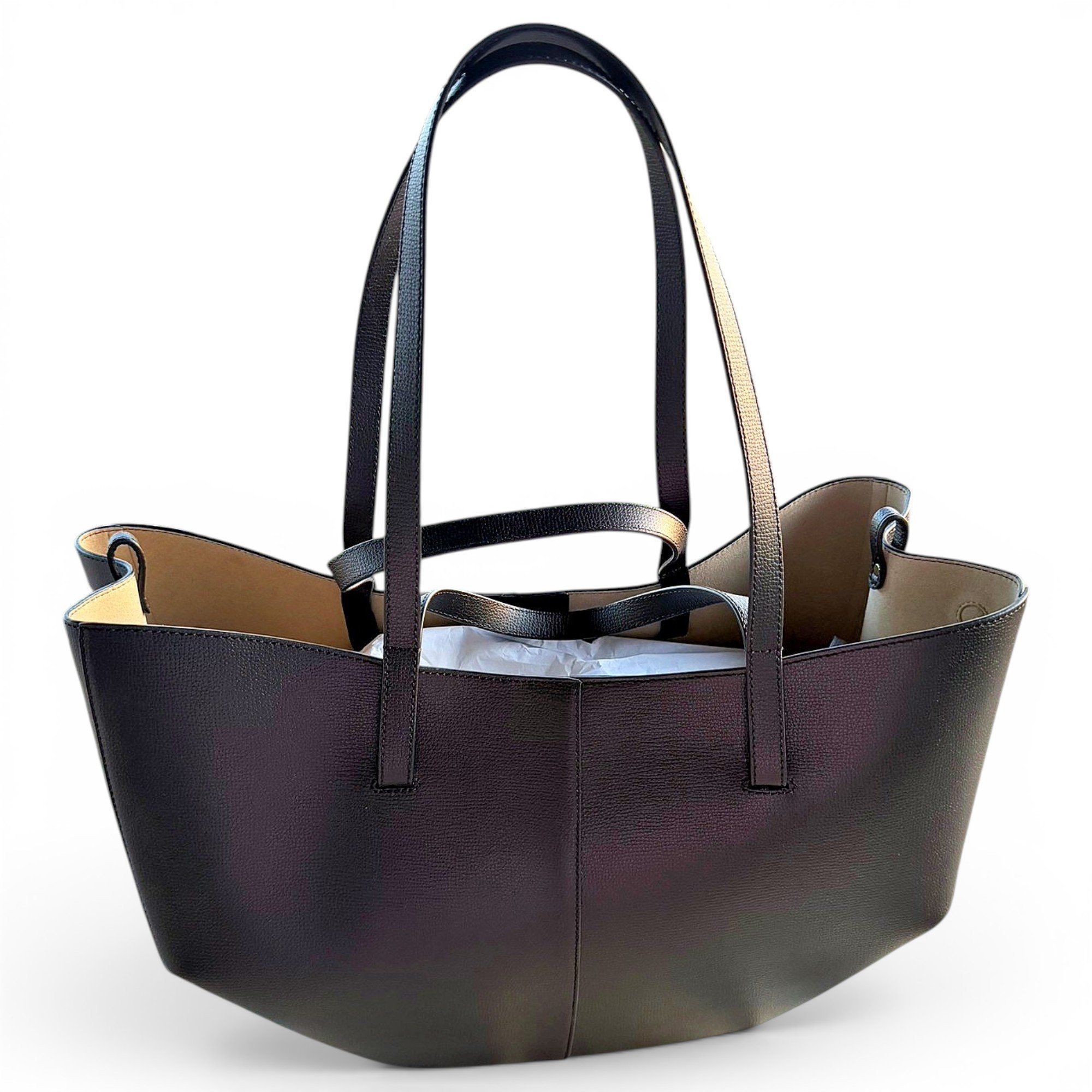 Leather tote