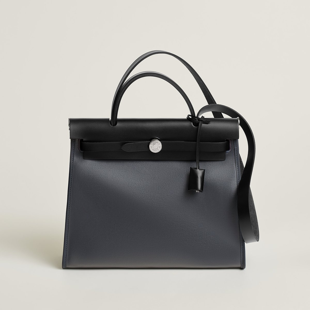 バッグ 《エールバッグ・ジップ》 31