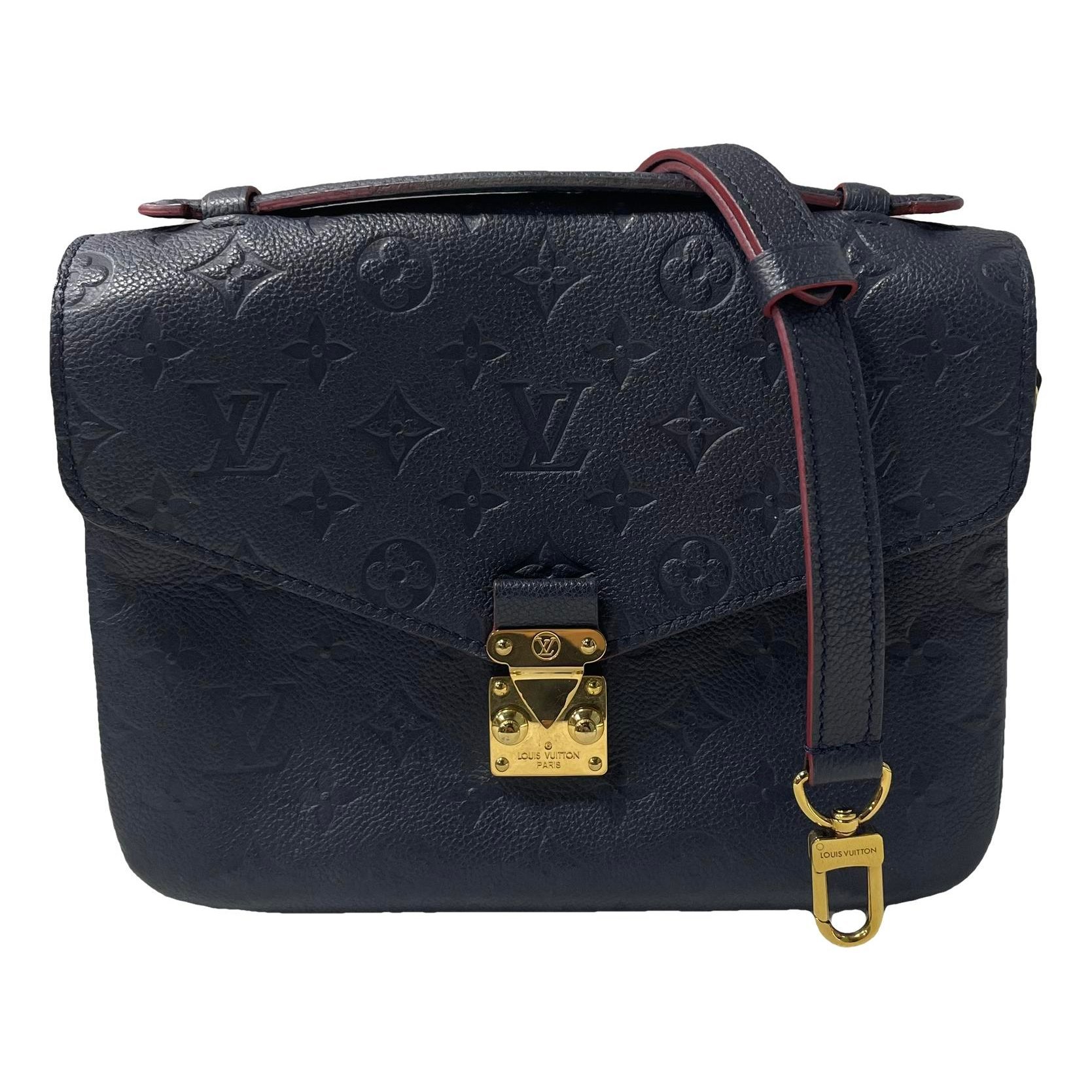 Metis leather handbag