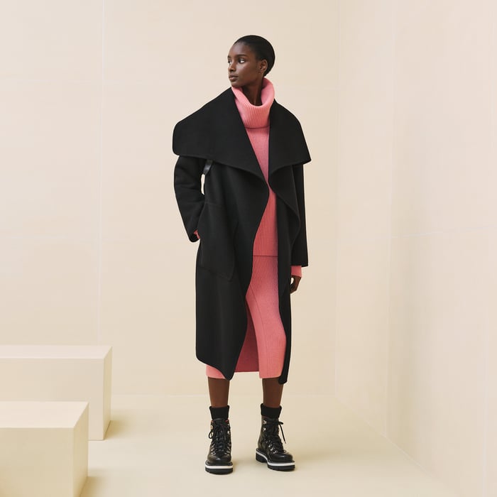 Noir Cashmere Coat