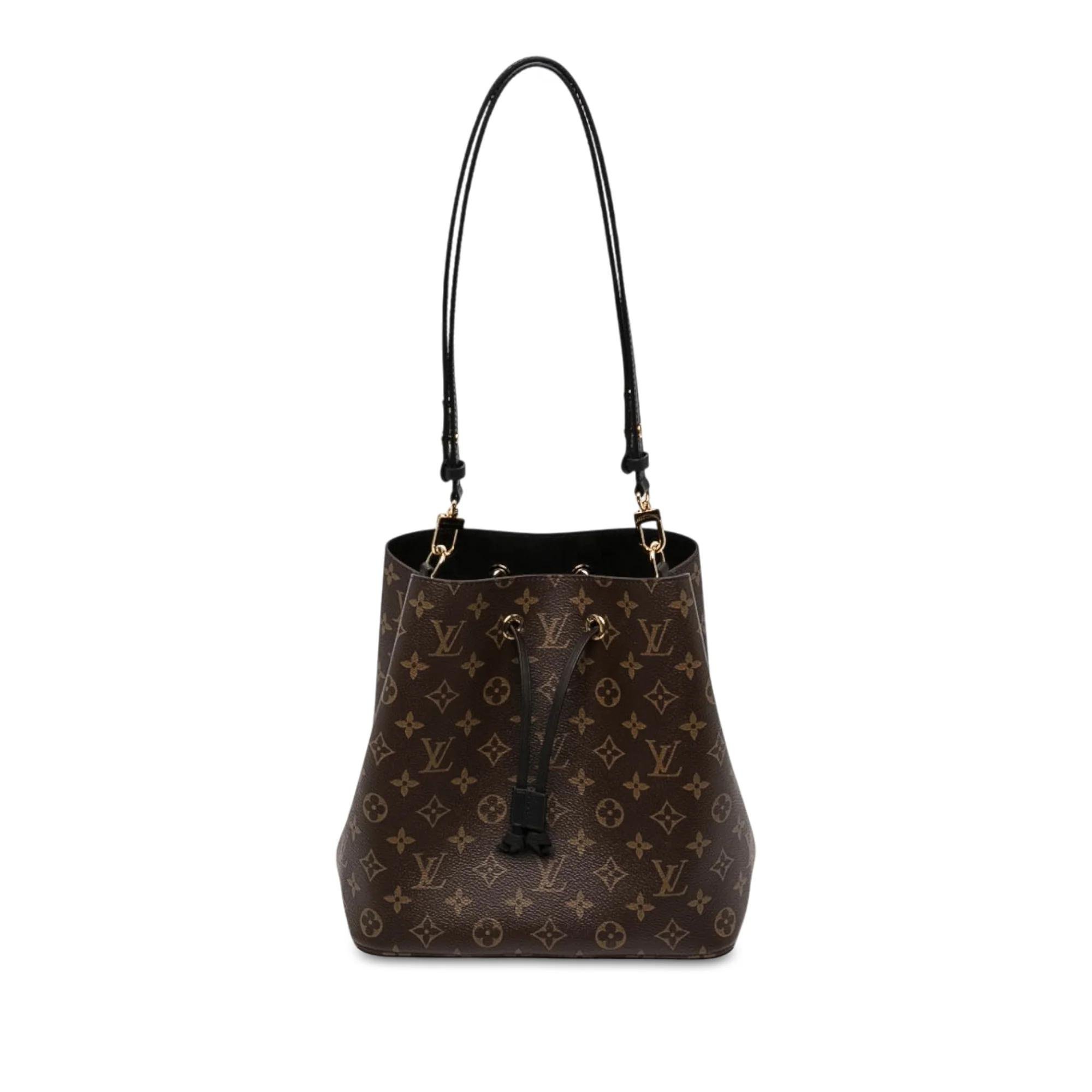 Bucket leather bag