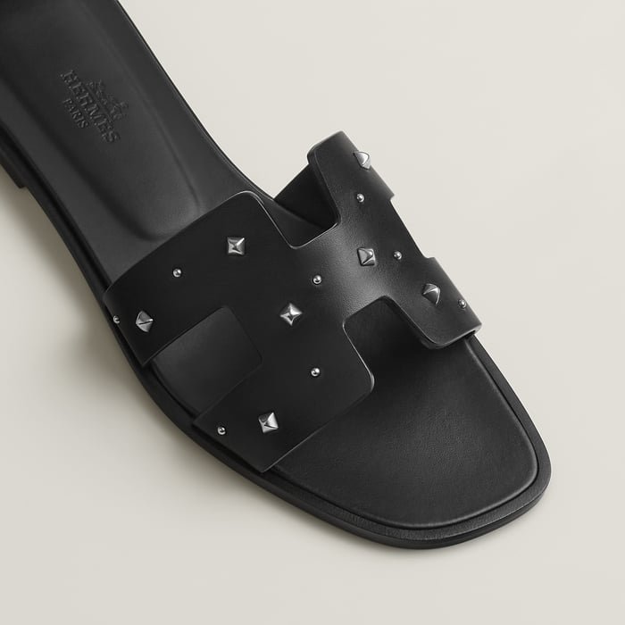 Noir Oran Sandal