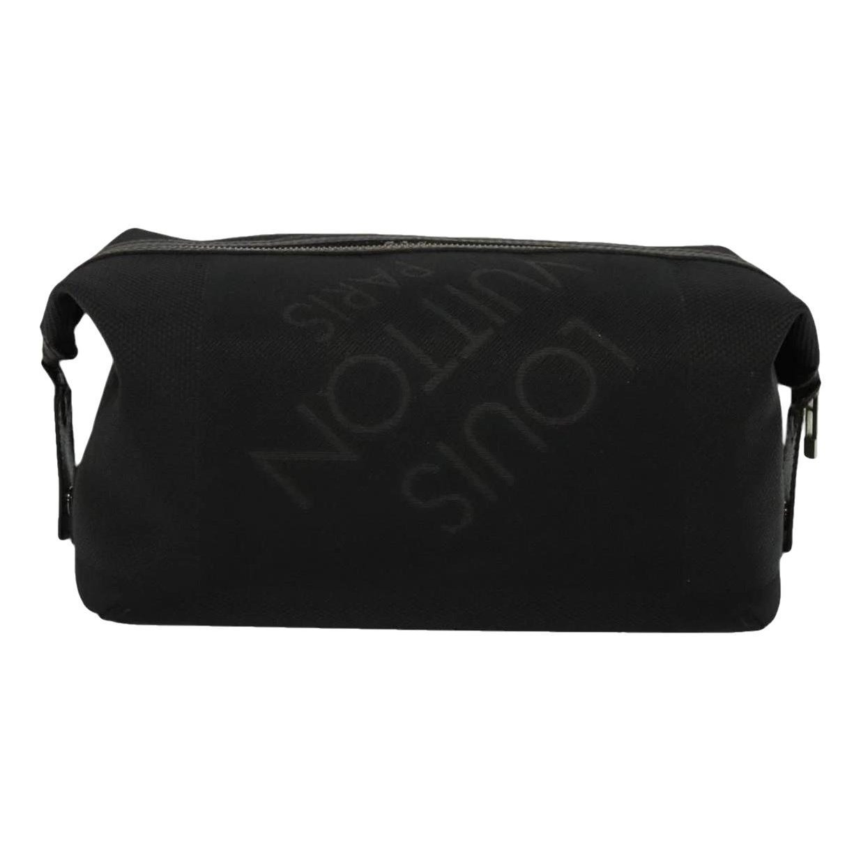 Clutch bag