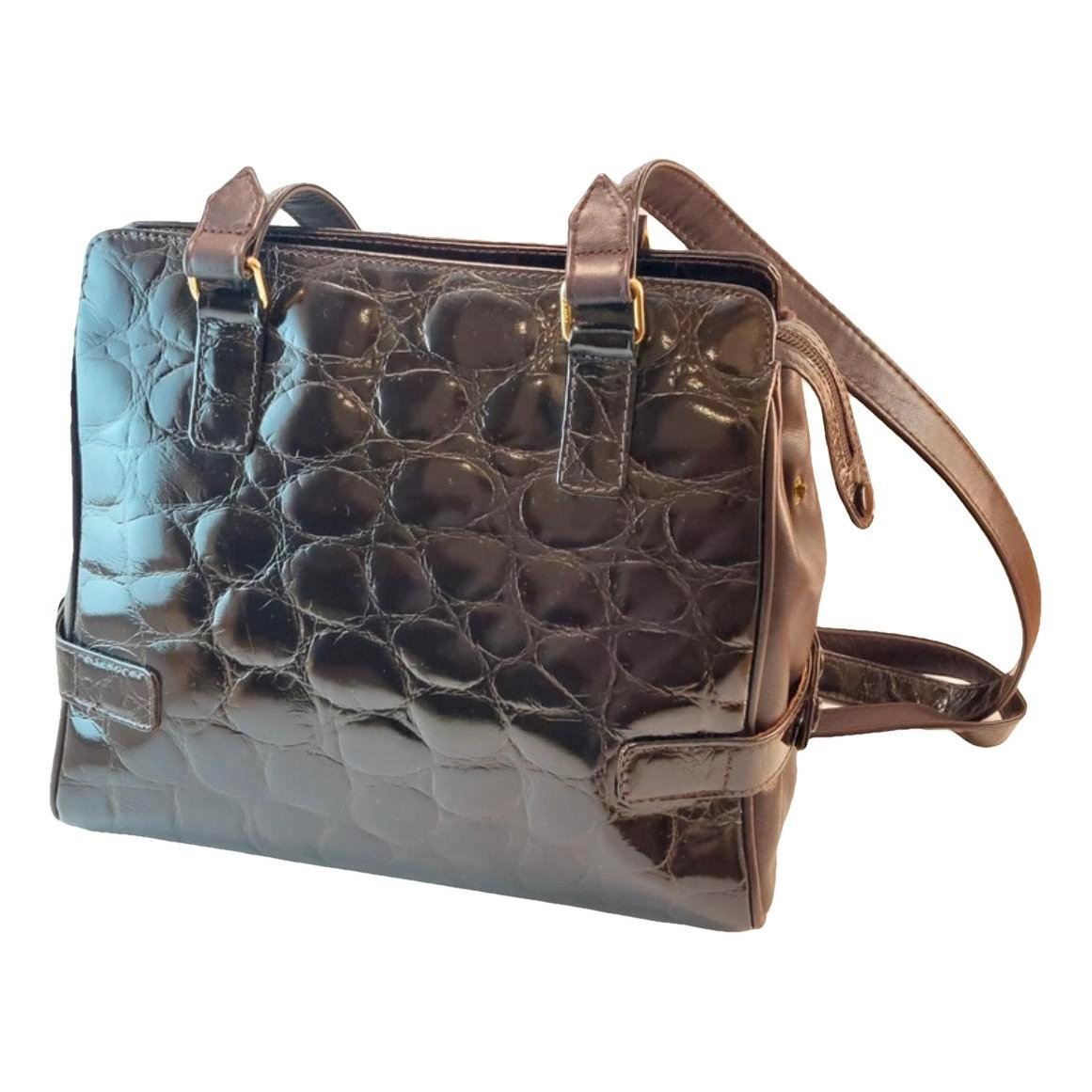 Leather handbag