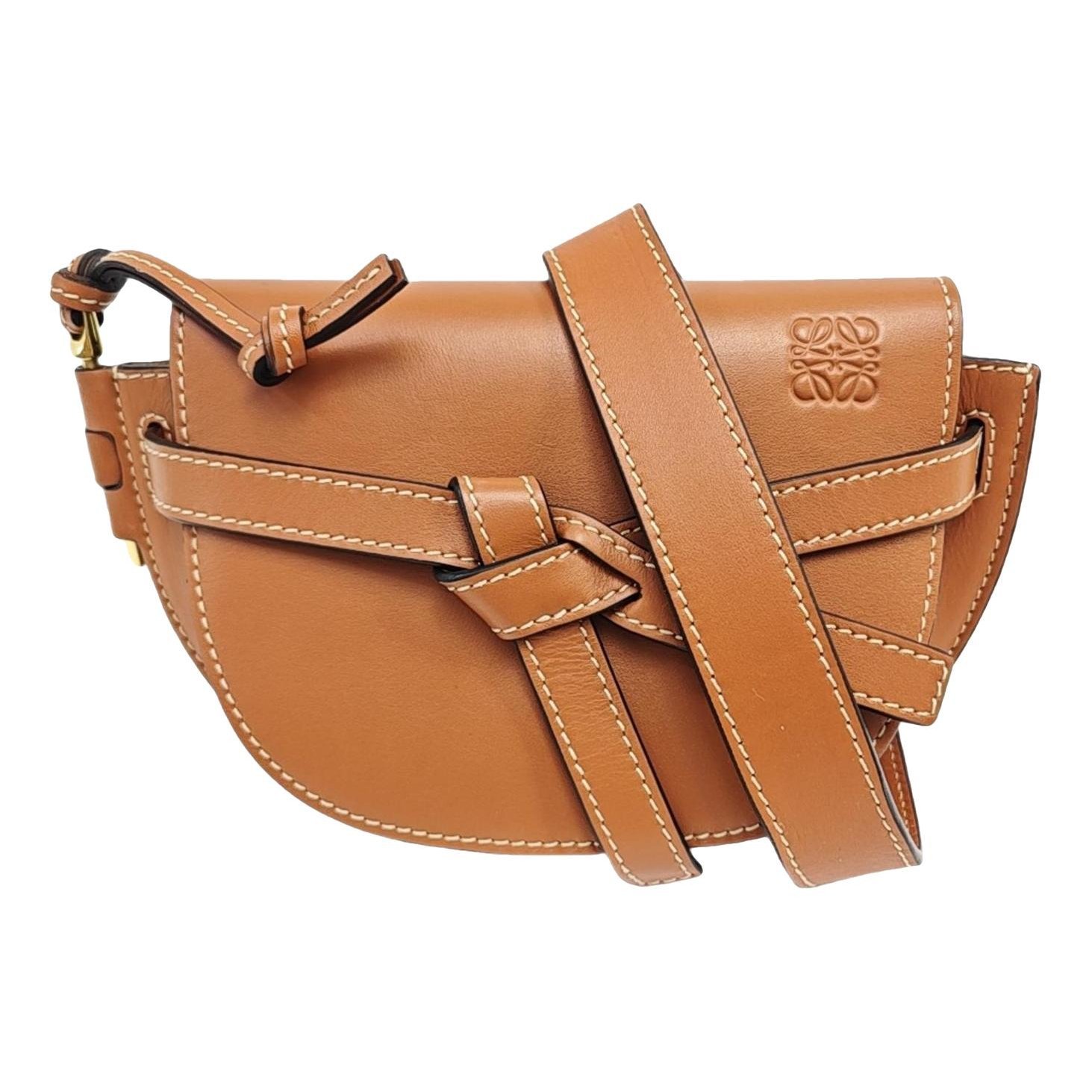 Gate leather handbag