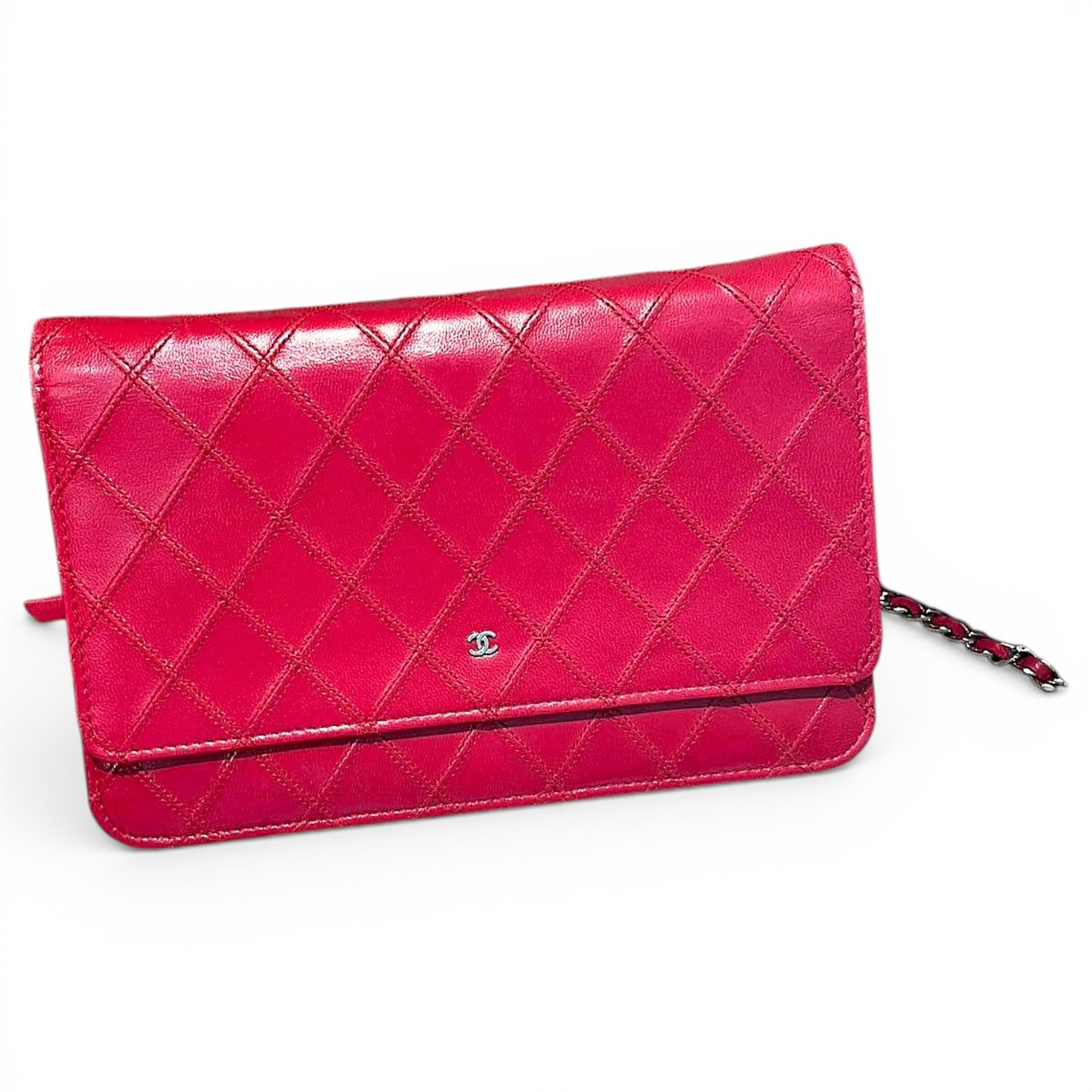 Wallet On Chain Timeless/Classique leather crossbody bag