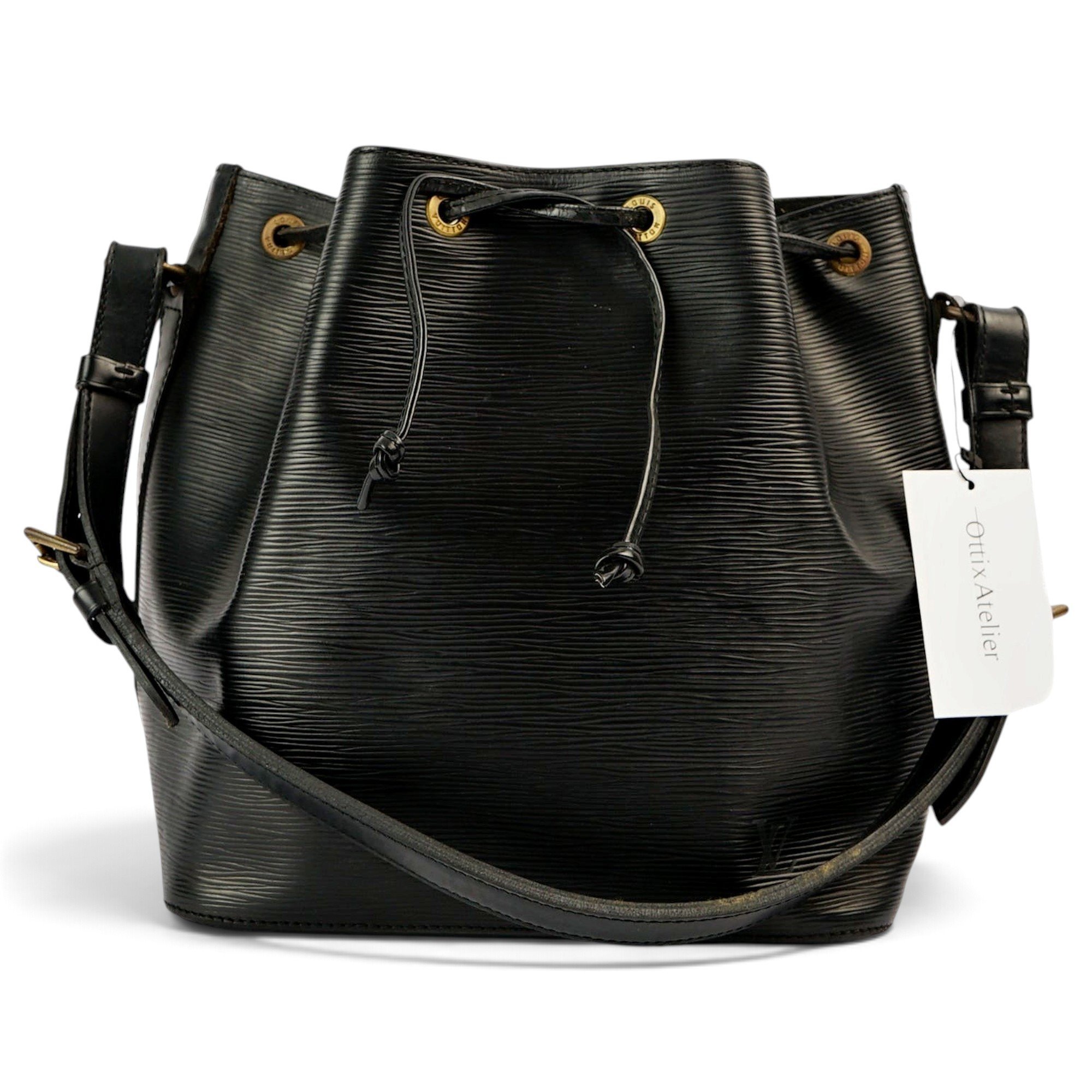 Poche Noé leather handbag