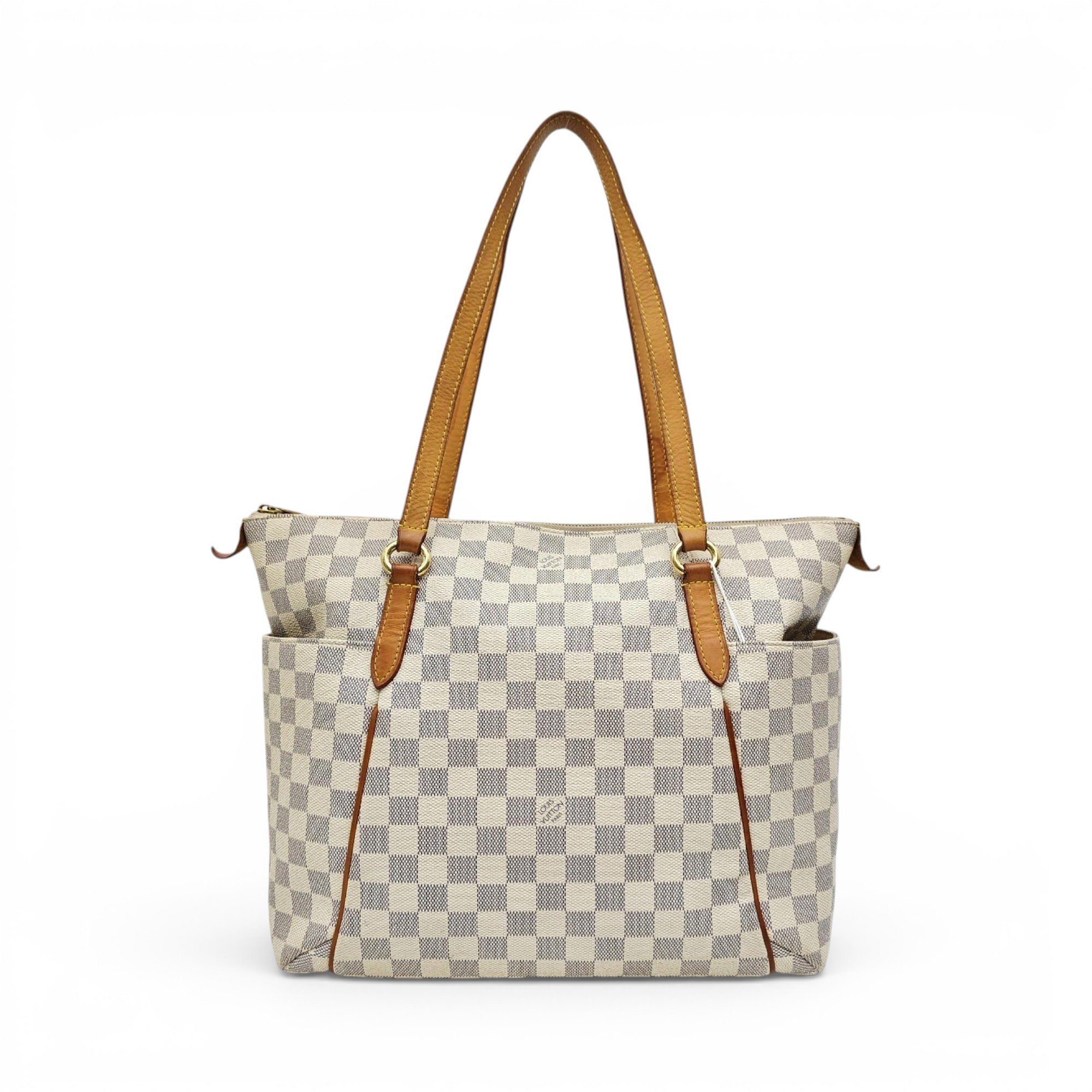 Totally leather handbag