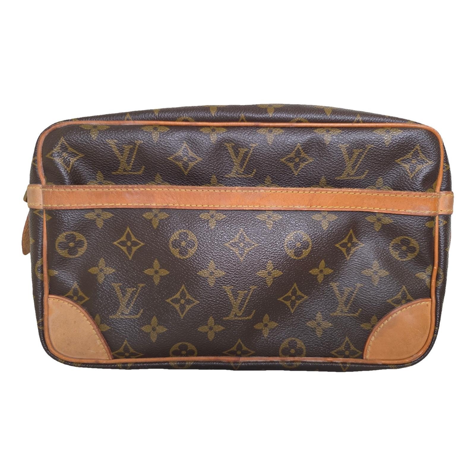 Trocadéro leather clutch bag