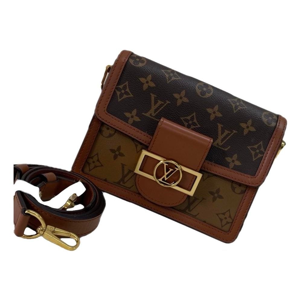 Dauphine leather handbag