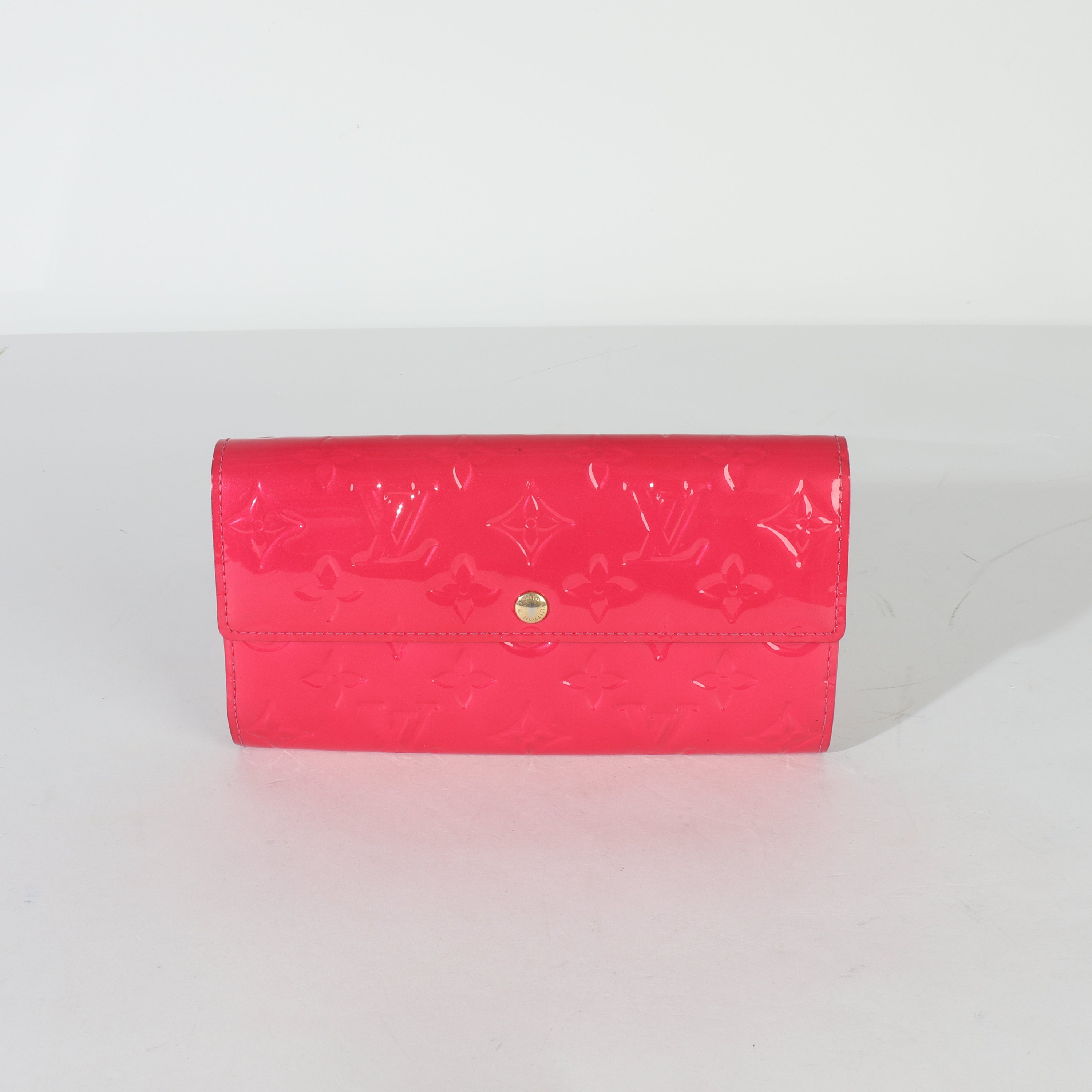 Louis Vuitton Rose Pop Monogram Vernis Sarah Wallet