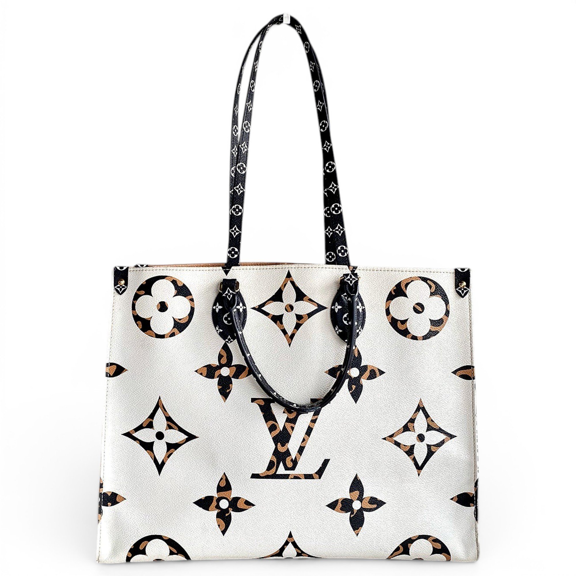 Onthego leather handbag