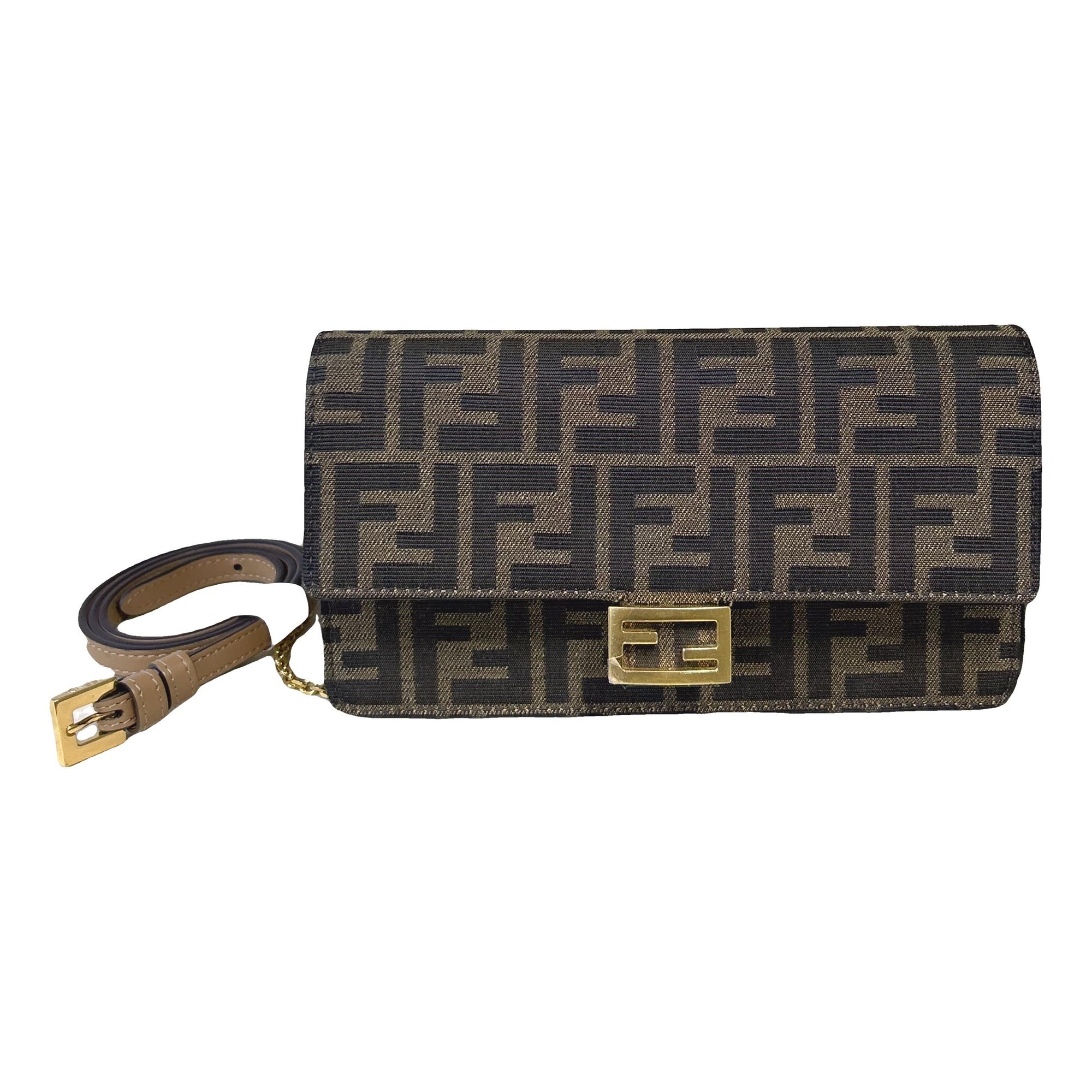 Baguette leather handbag