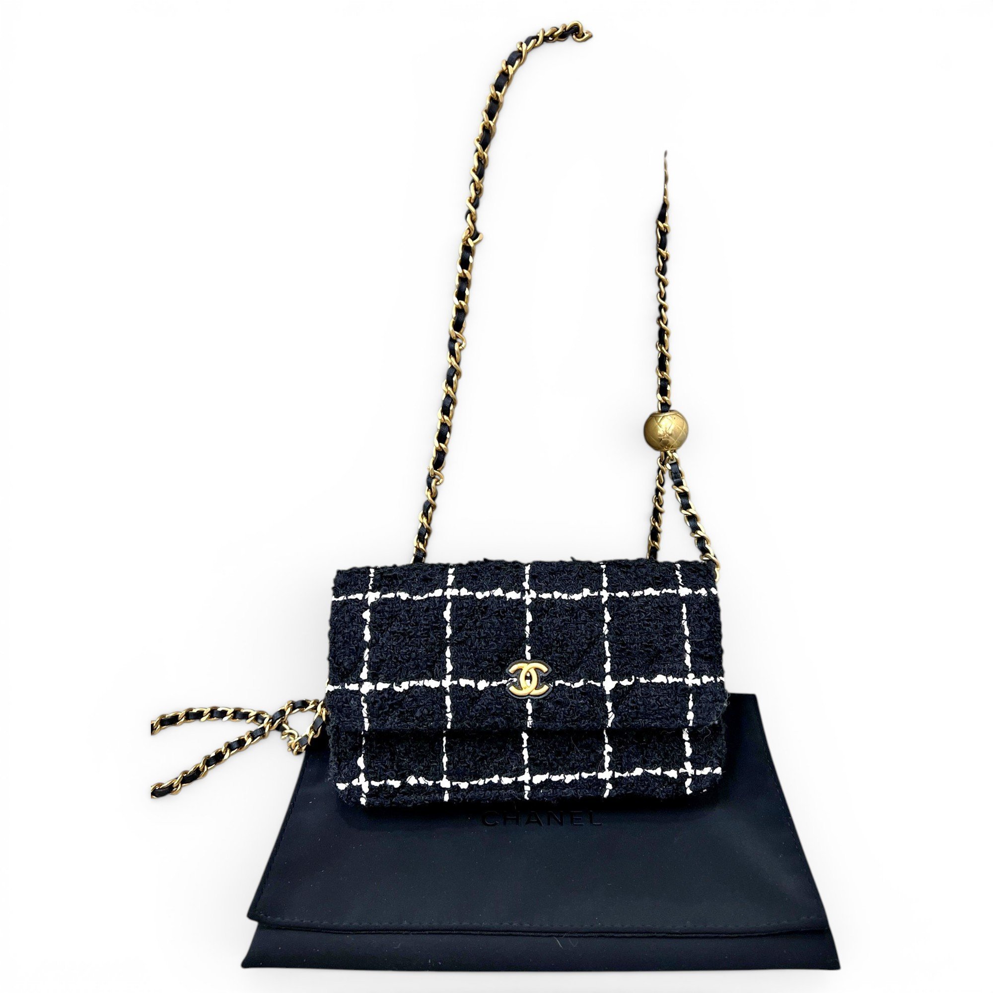 Wallet On Chain Timeless/Classique tweed crossbody bag