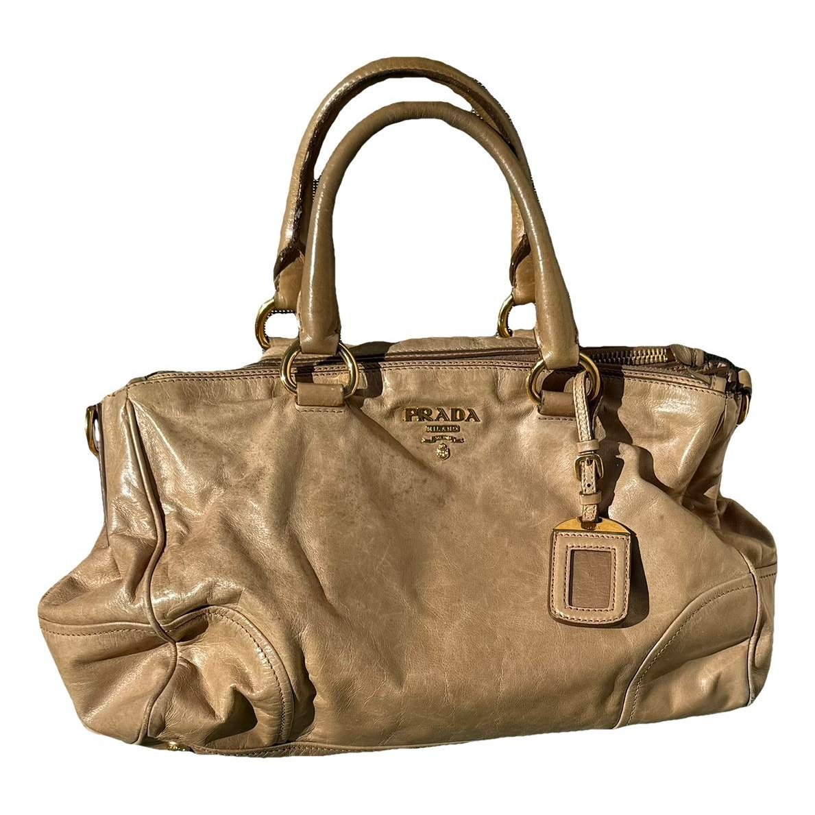 Leather handbag
