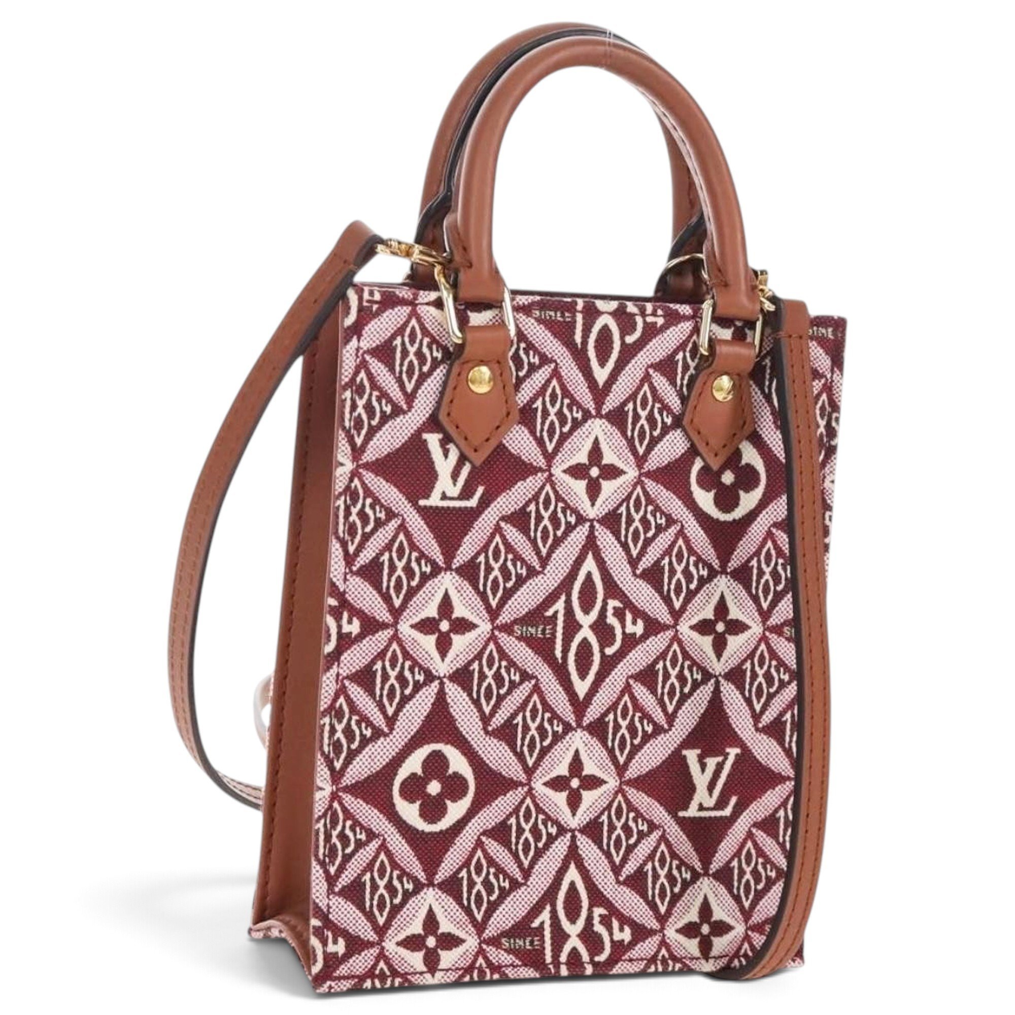 Plat leather handbag