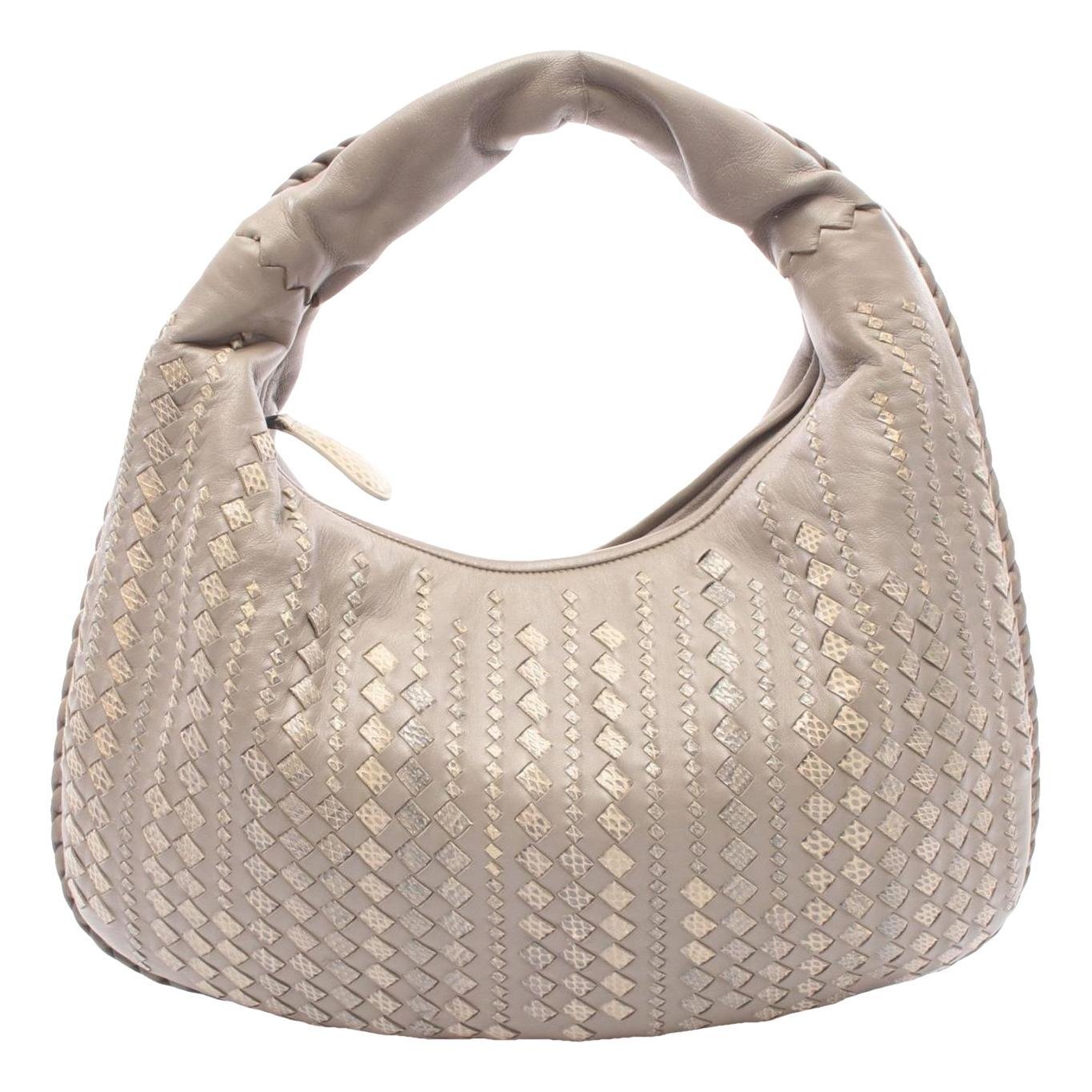 Veneta leather handbag