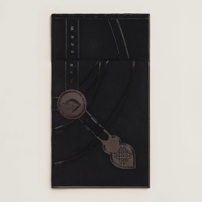 Noir La Promenade Du Matin Embroidered Stole
