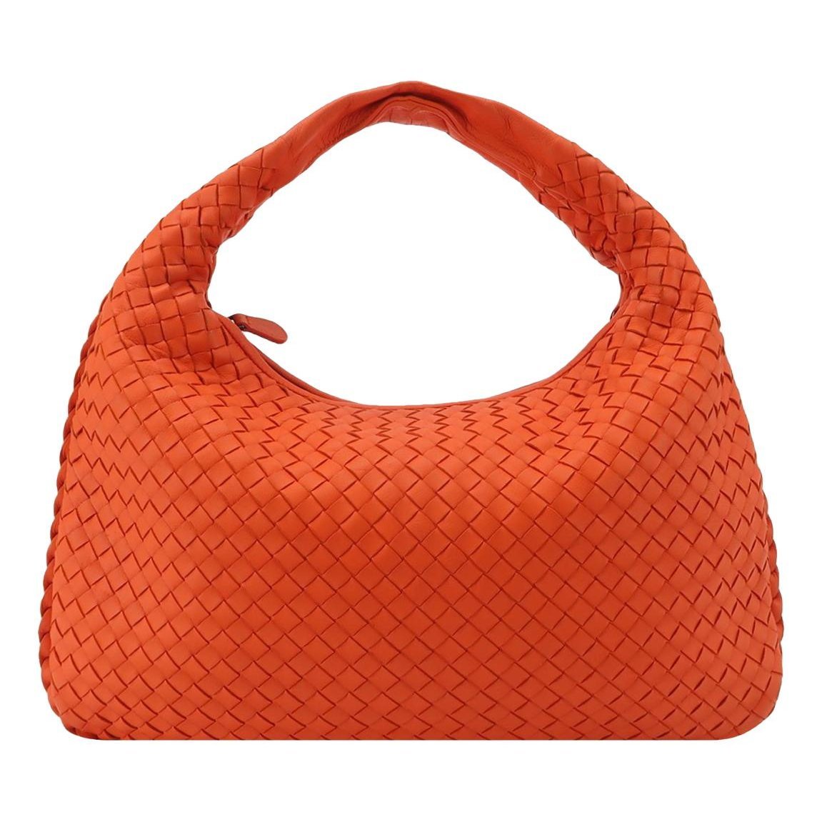 Veneta leather handbag