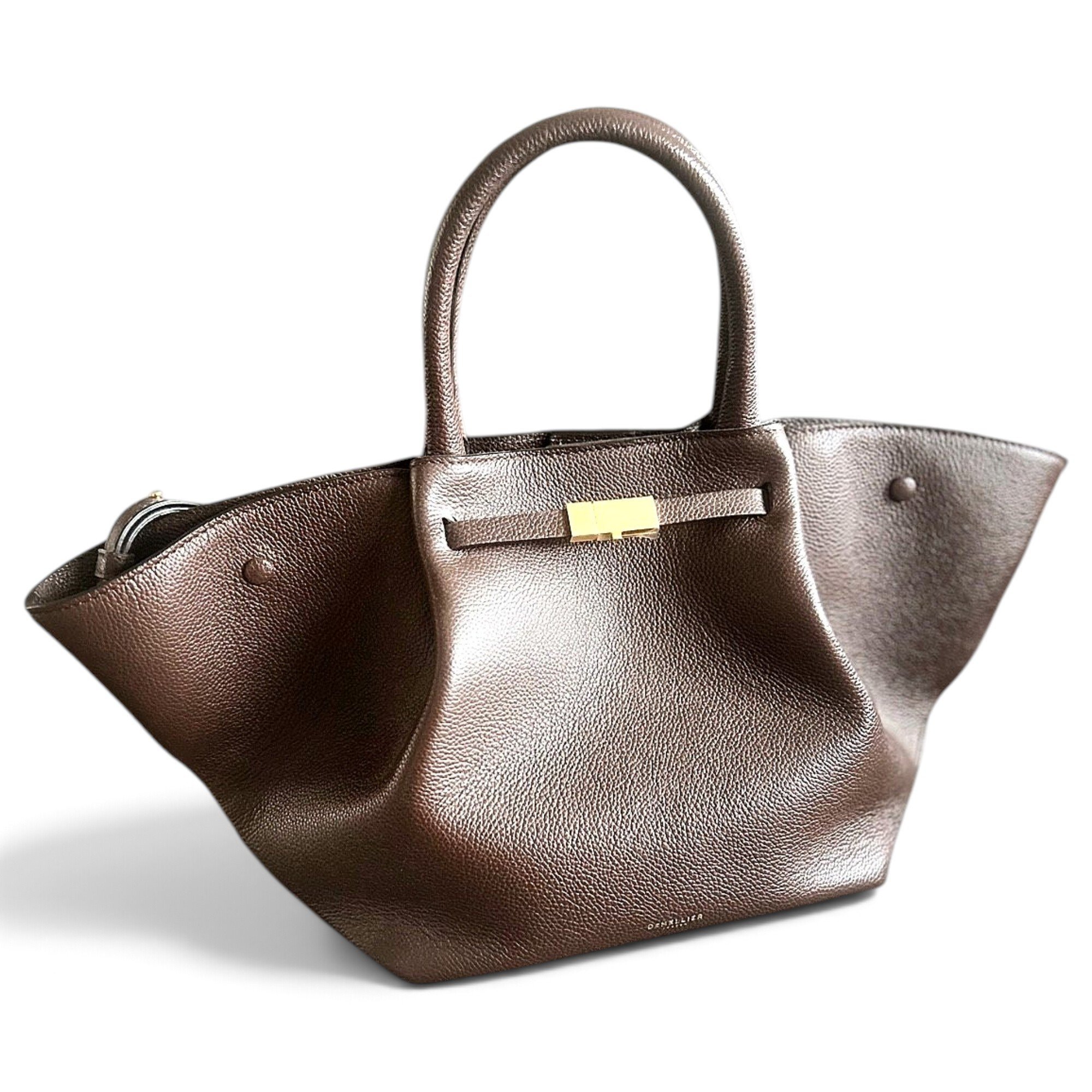 Leather tote