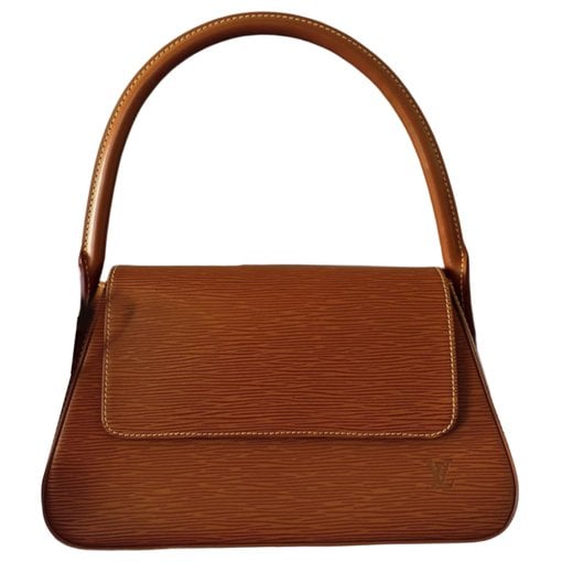 Looping leather handbag