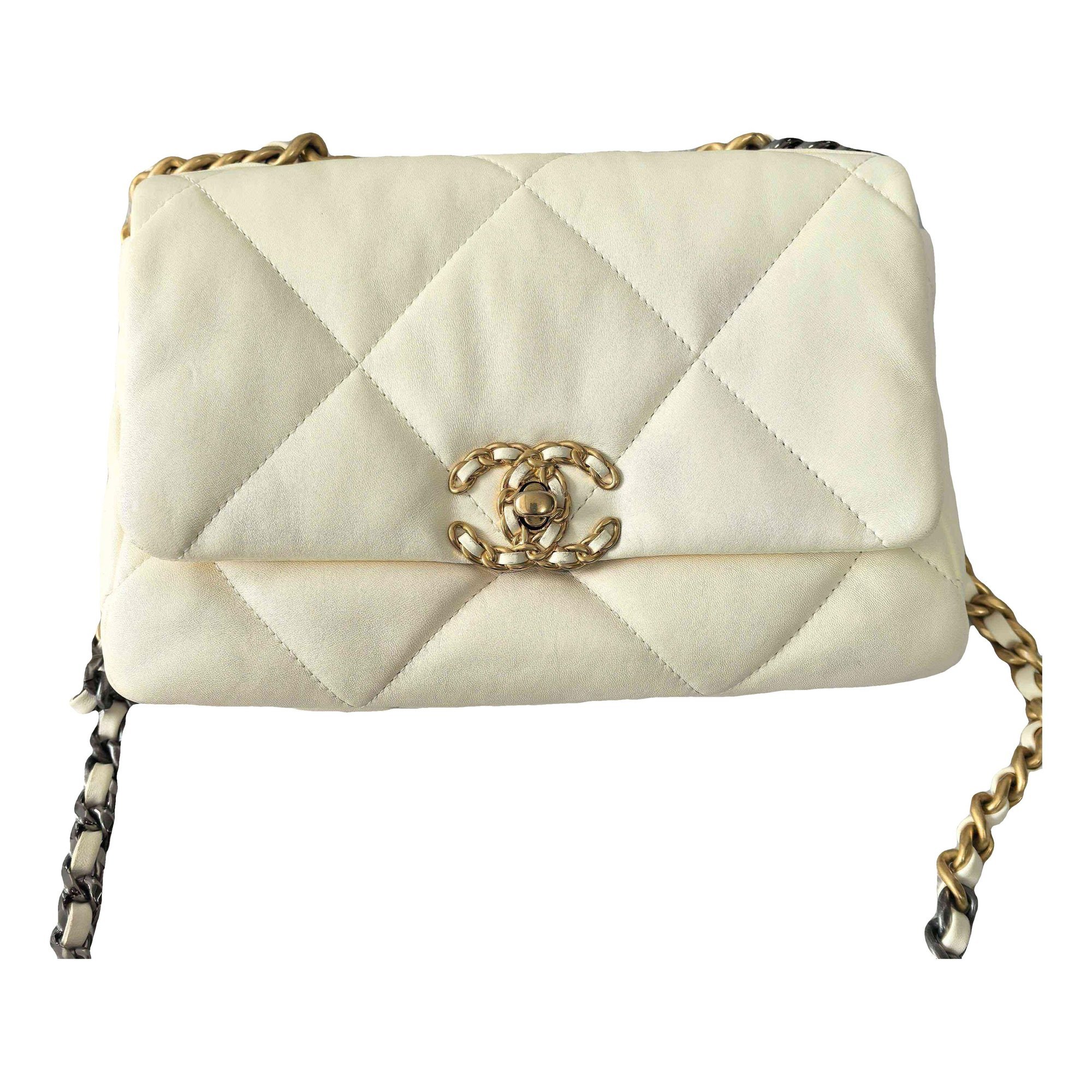Chanel 19 leather crossbody bag