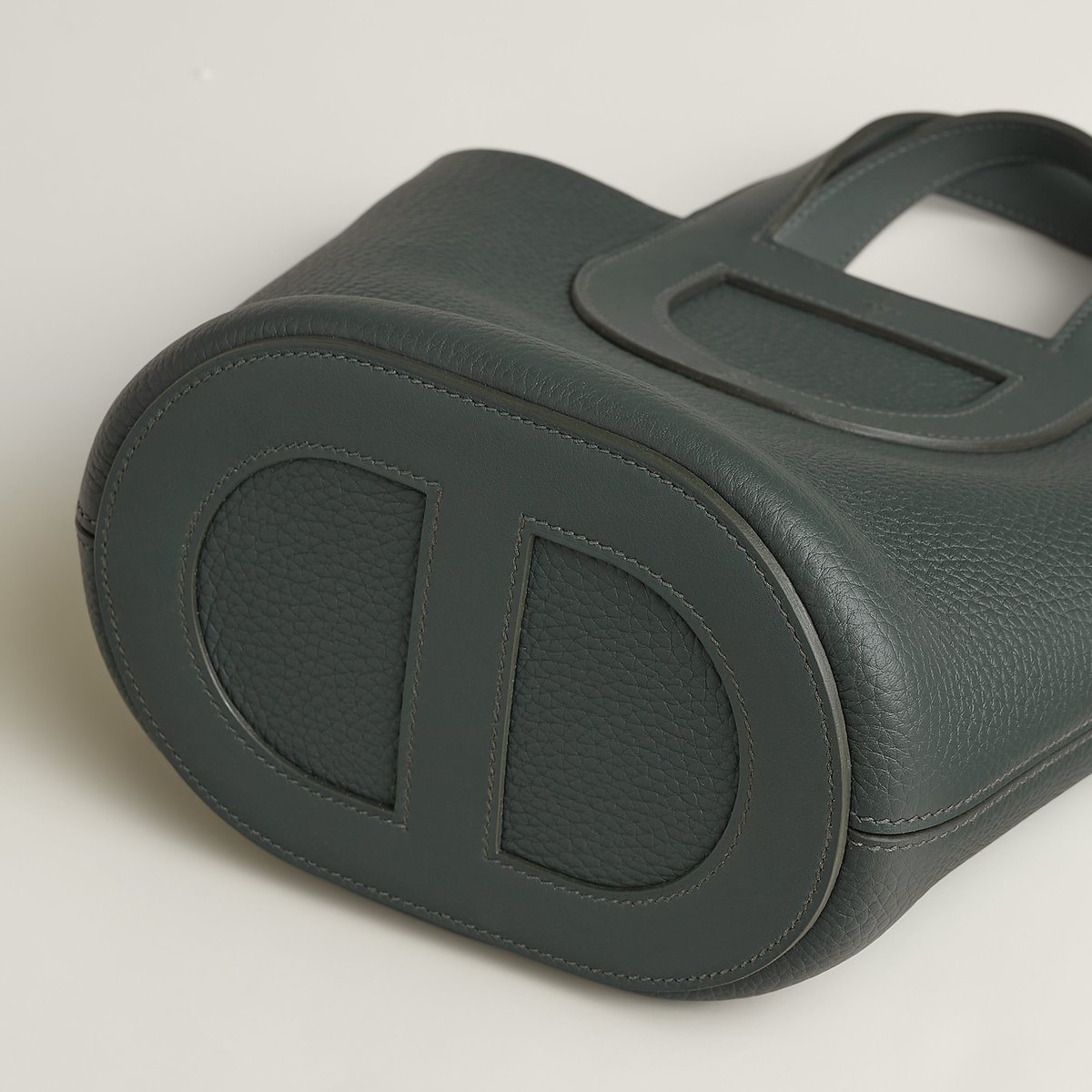 Vert Mangrove Hermès In-the-loop 18 Bag