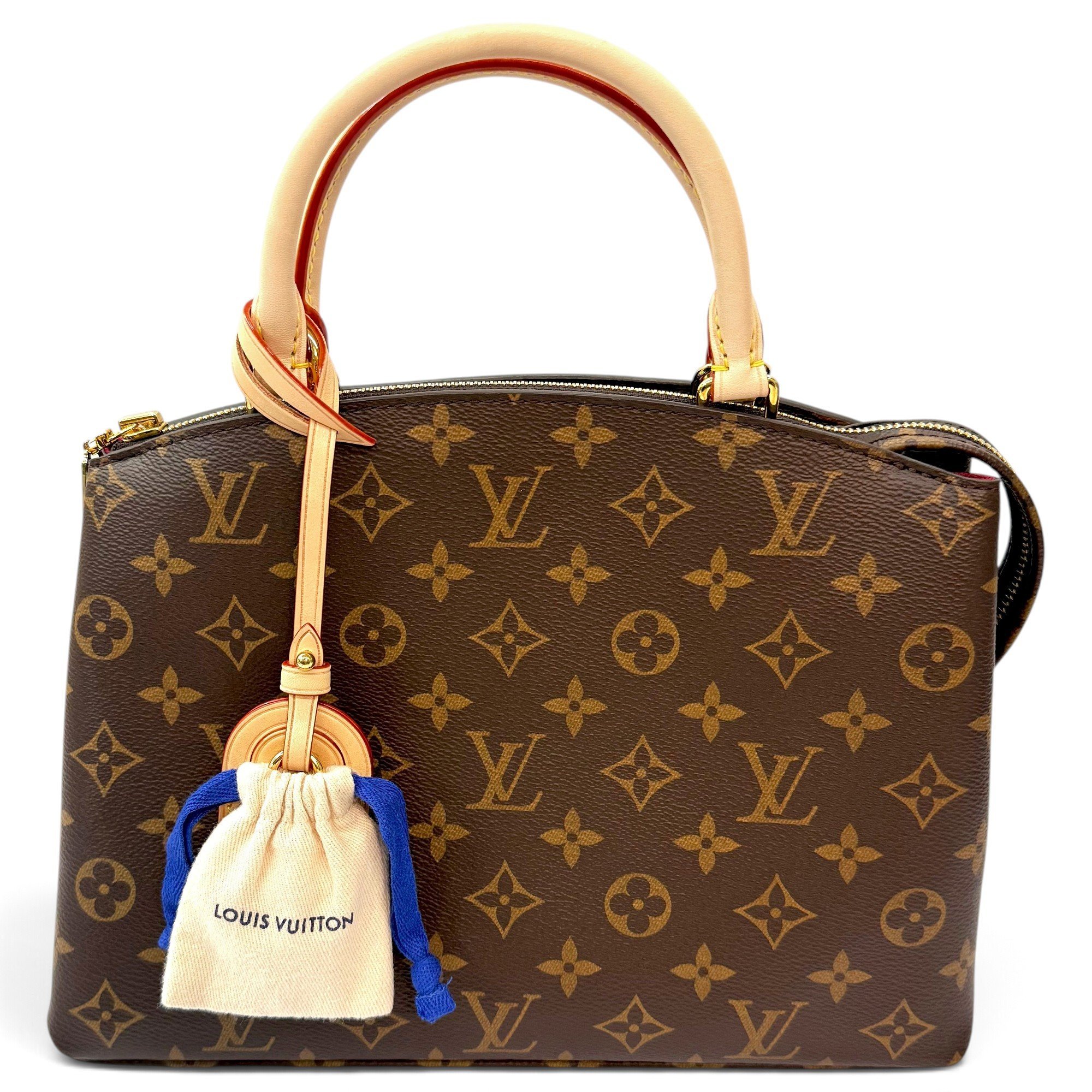 Graceful leather handbag