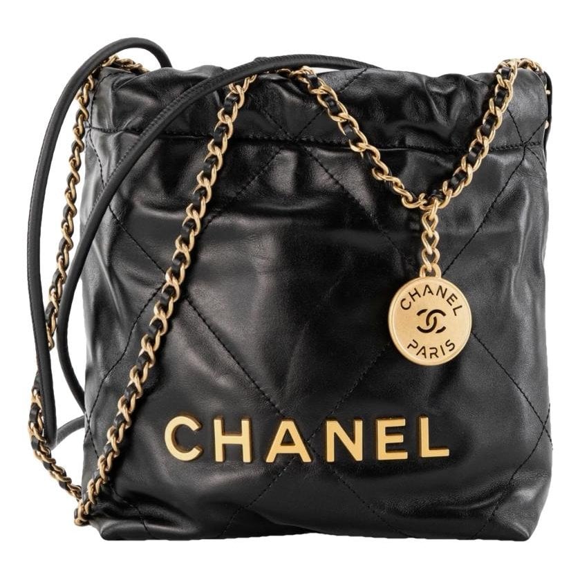 Chanel 22 leather crossbody bag