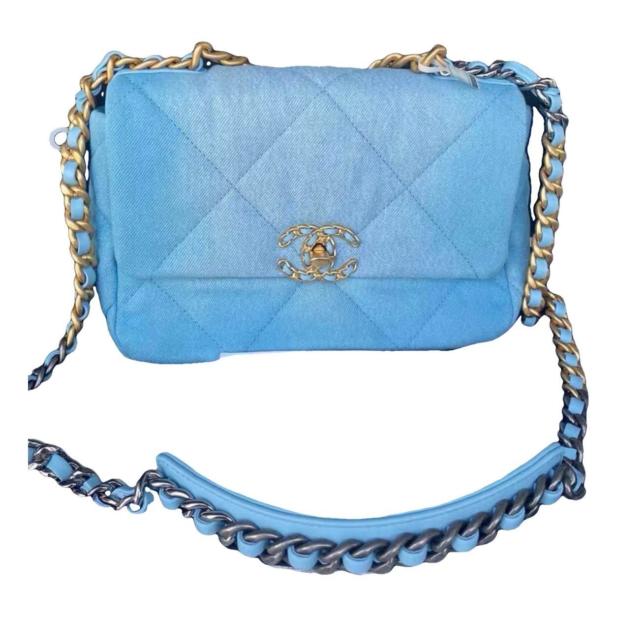 Chanel 19 handbag