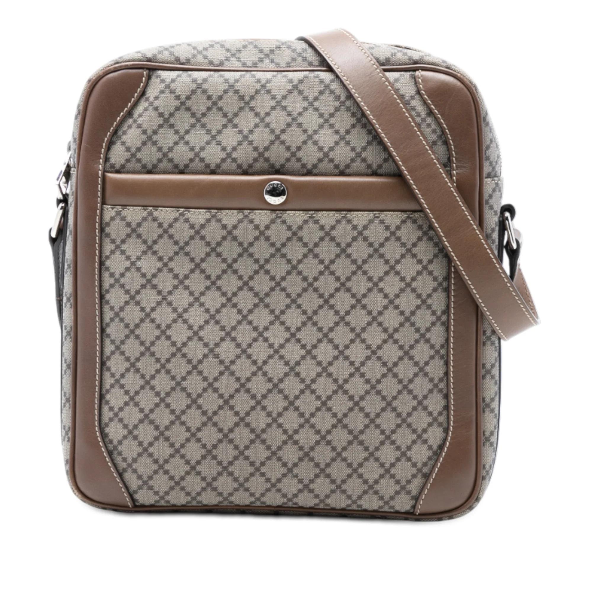 Leather crossbody bag