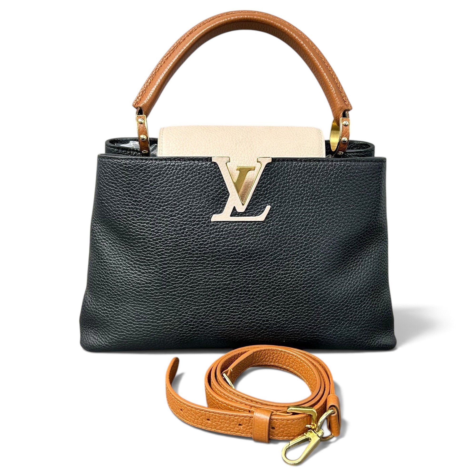 Capucines leather handbag