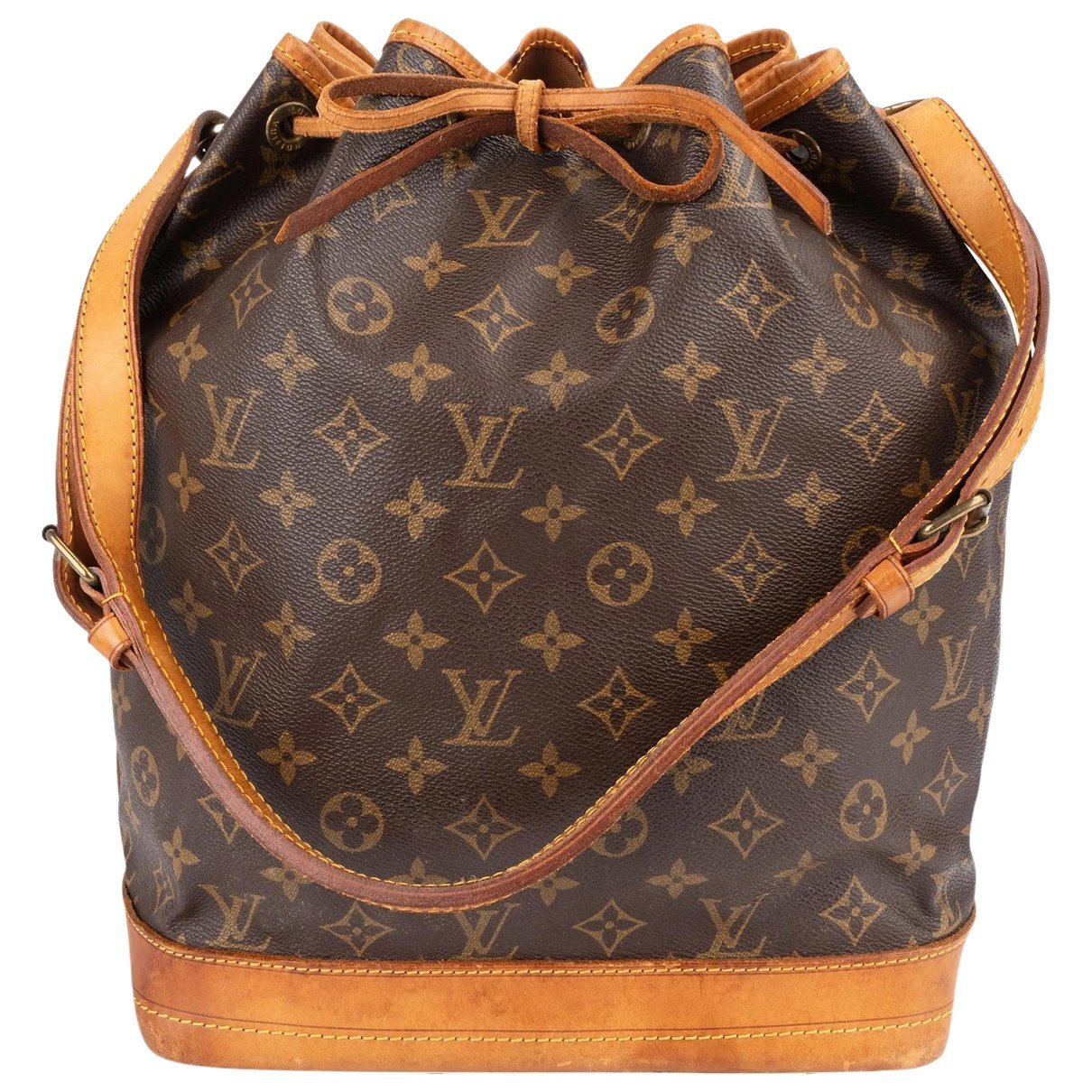 Noé leather handbag