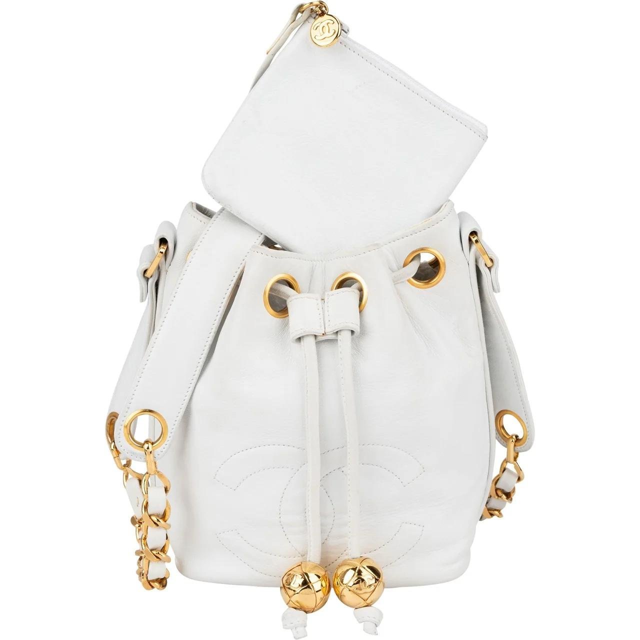 Gabrielle Bucket leather handbag