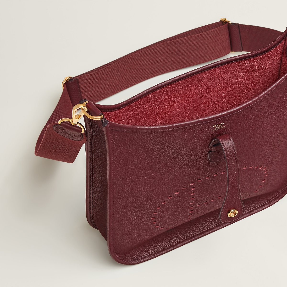 Rouge H Evelyne III 29 Bag