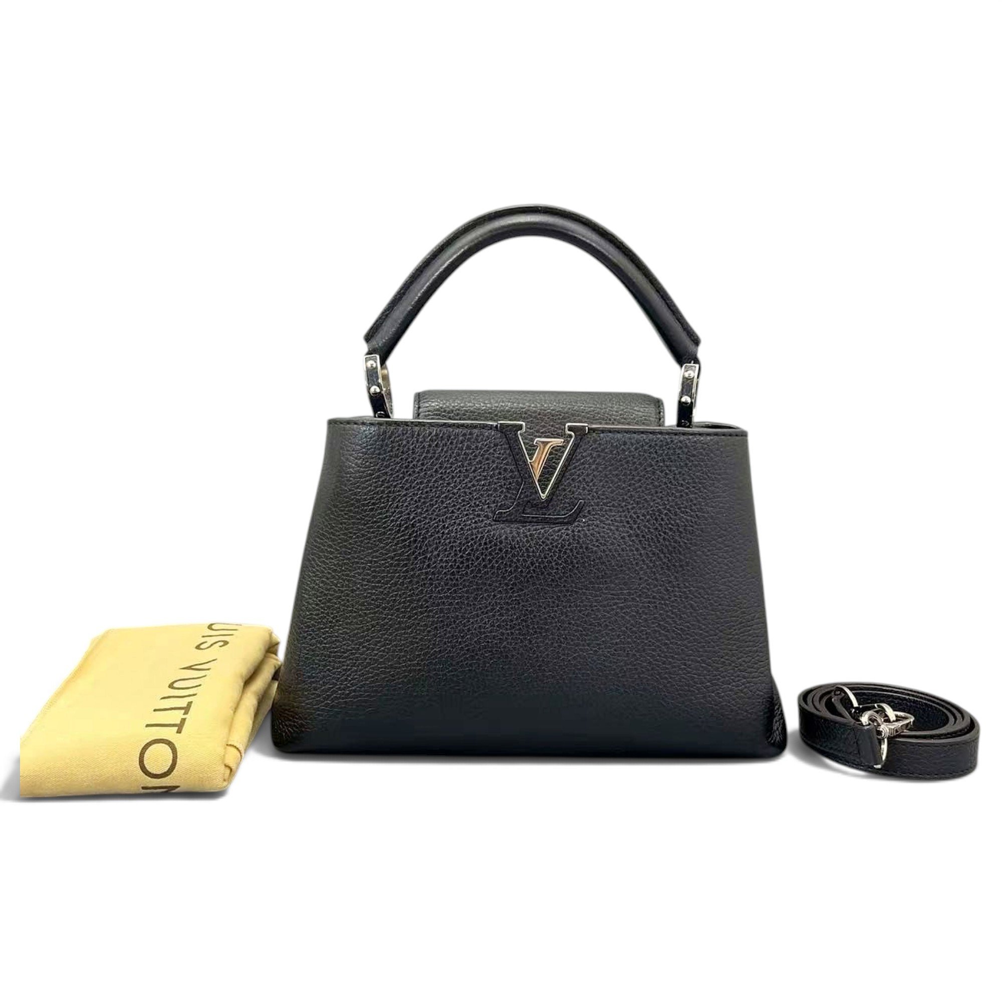 Capucines leather handbag
