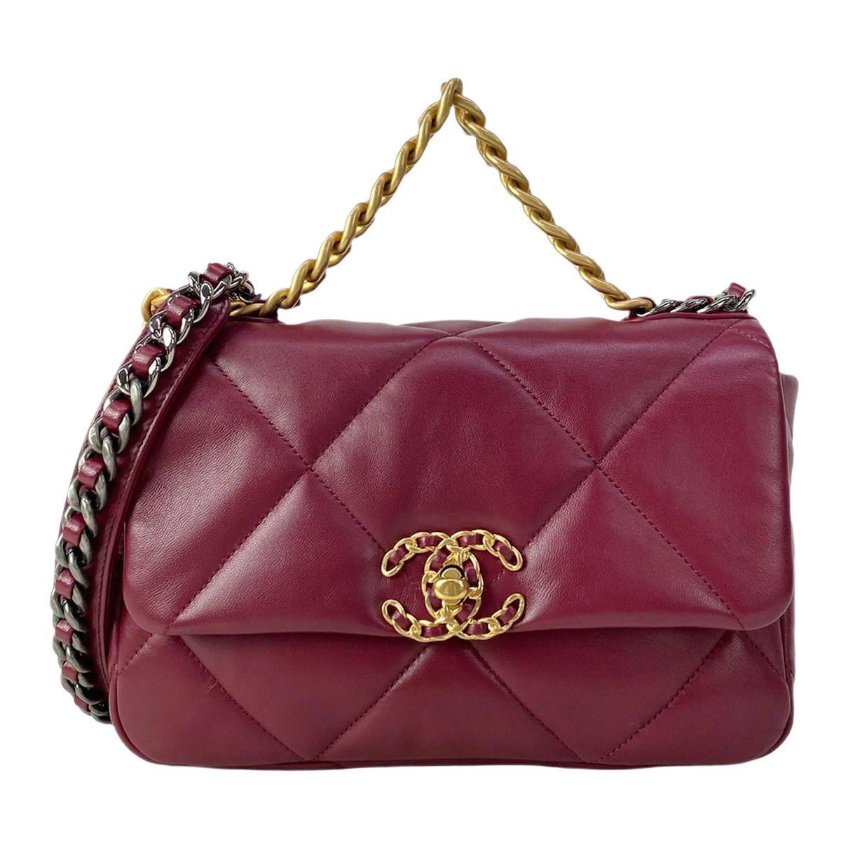 Chanel 19 leather handbag