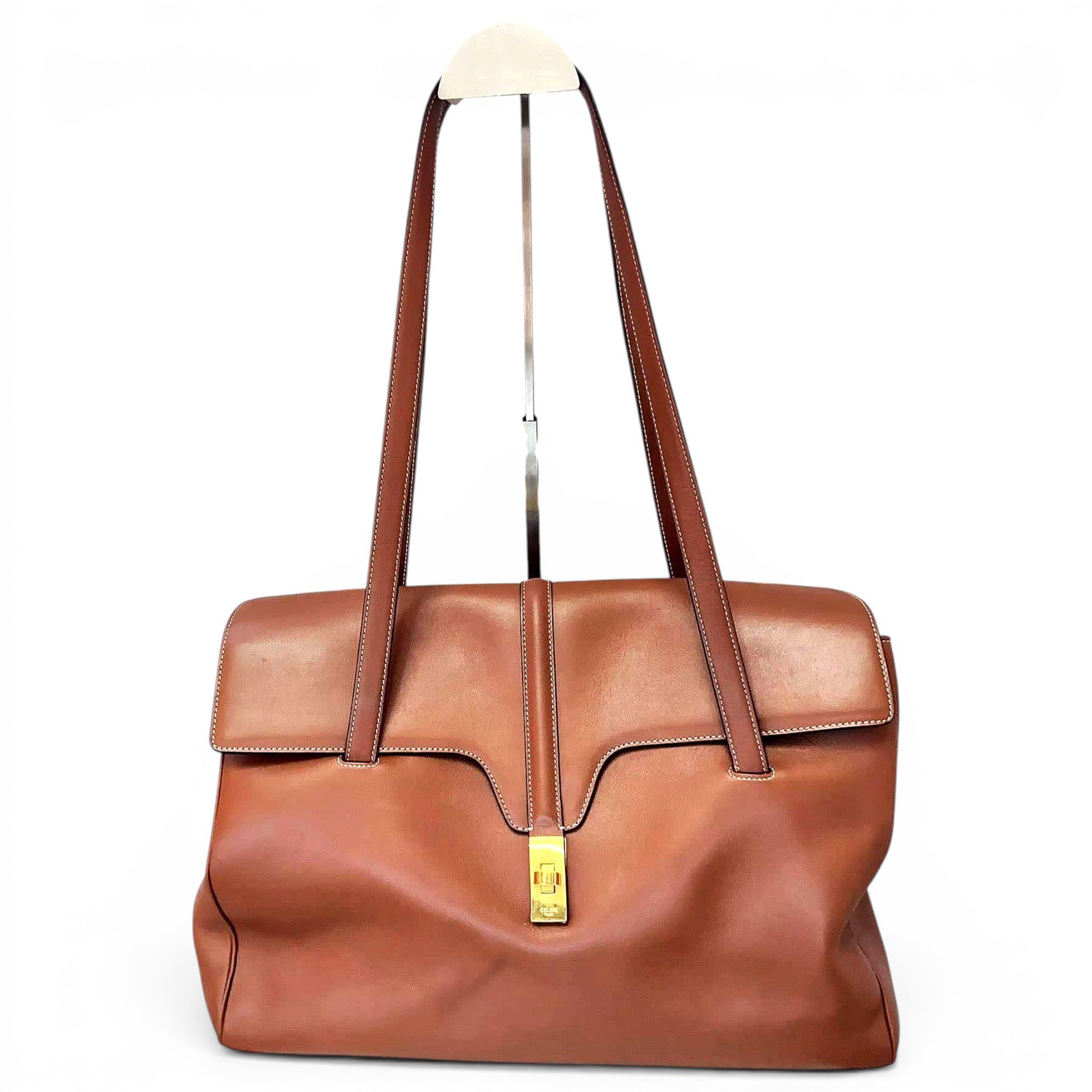 Sac 16 leather handbag