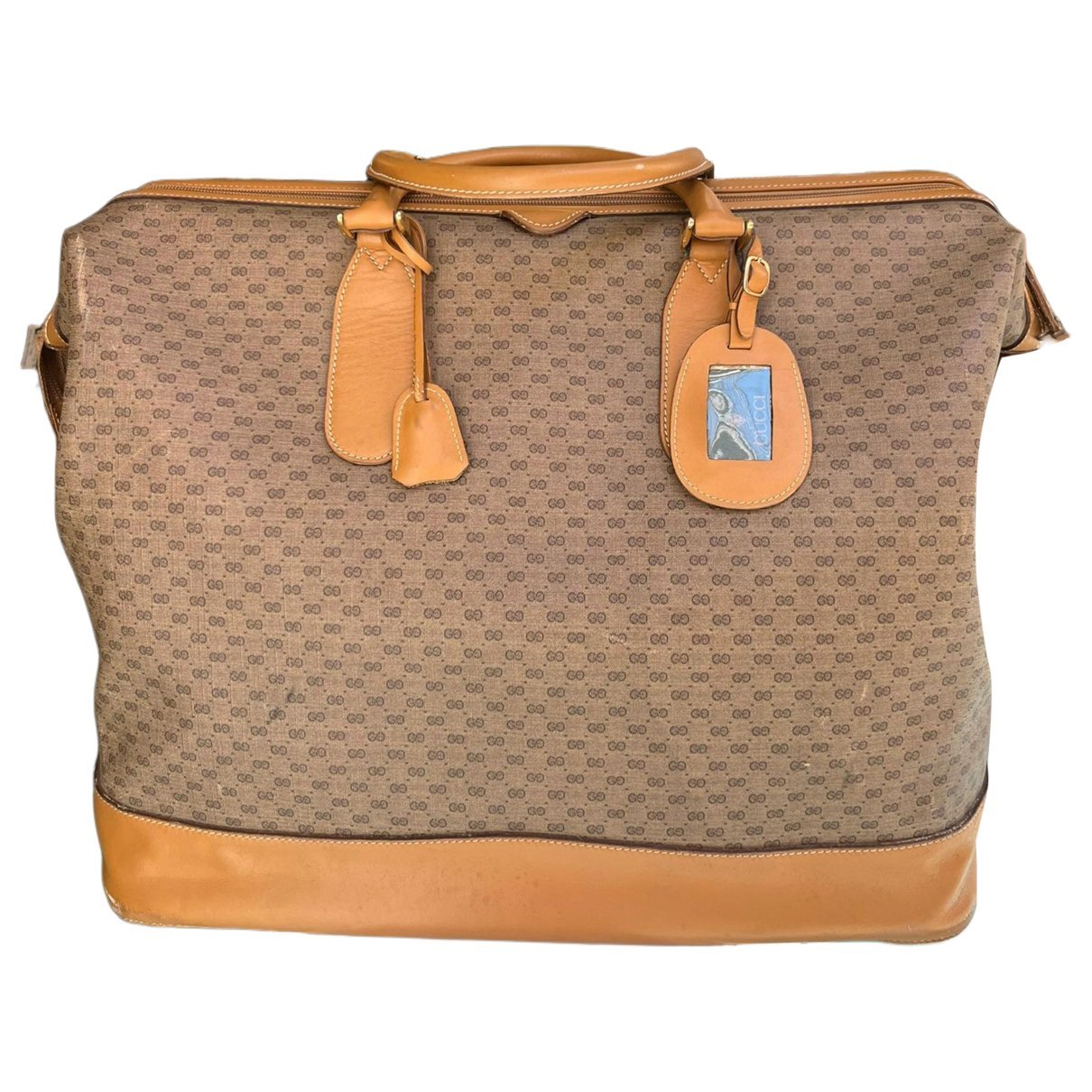 Leather travel bag