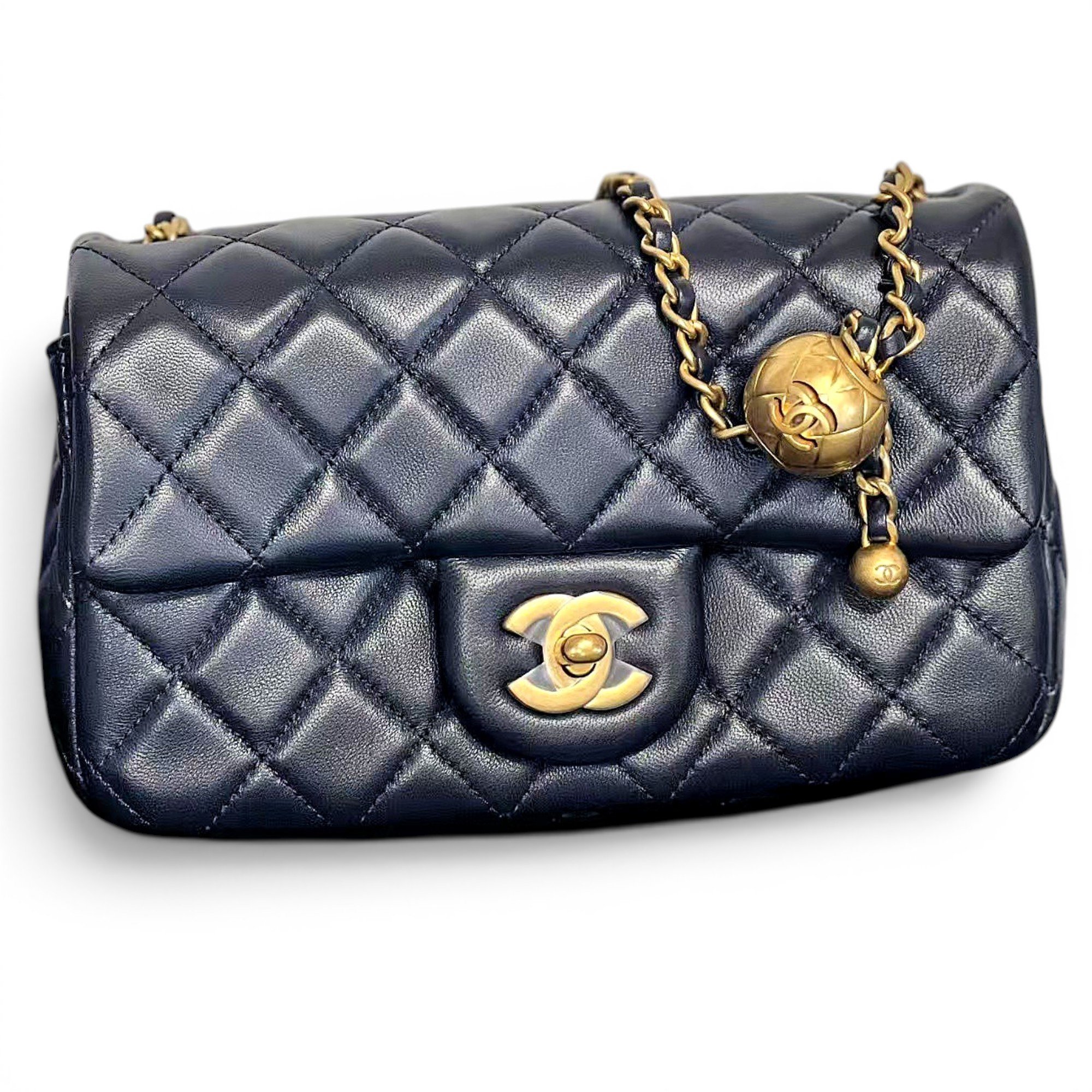 Timeless/Classique leather crossbody bag