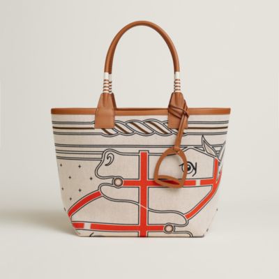 Steeple 28 bag