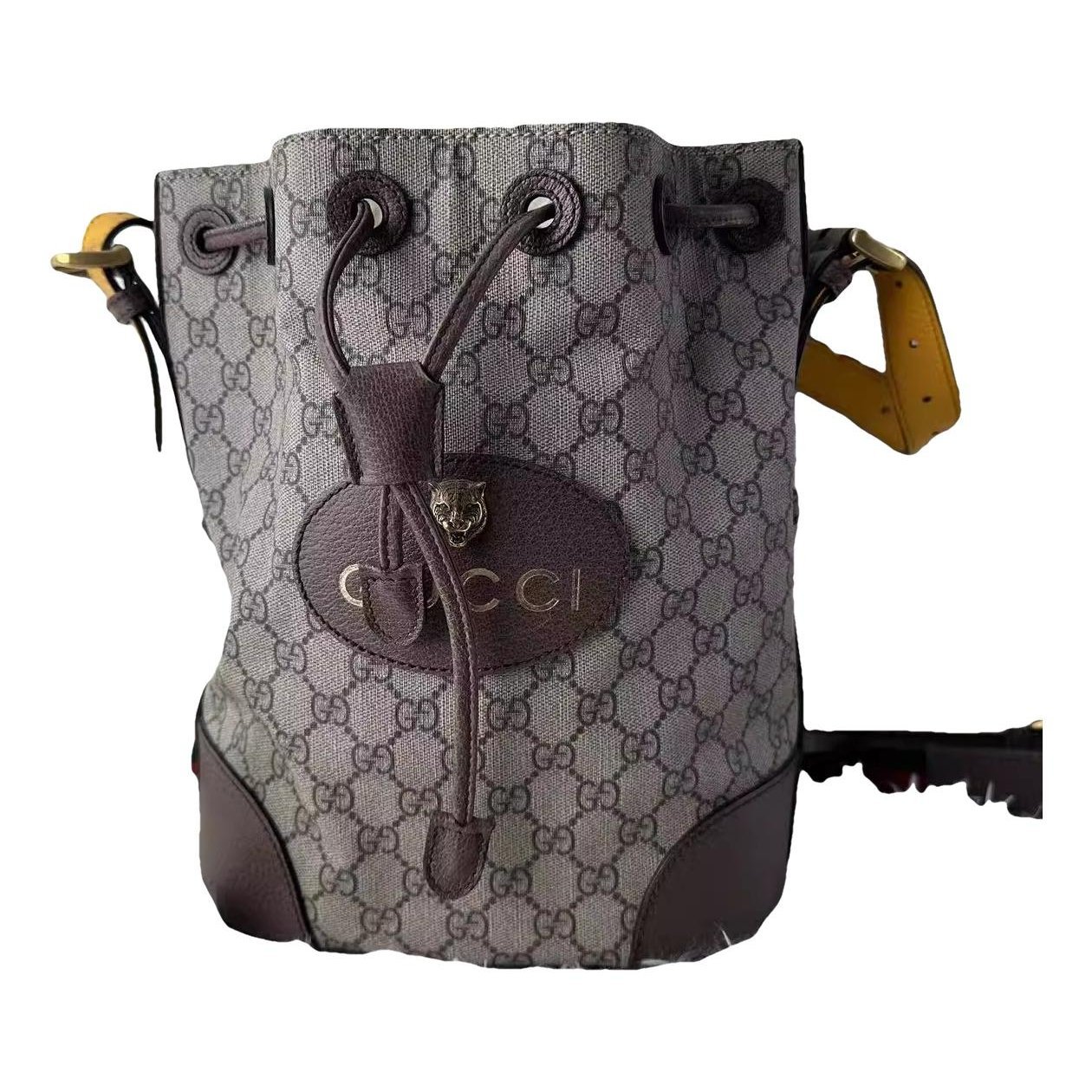 Ophidia Bucket leather handbag