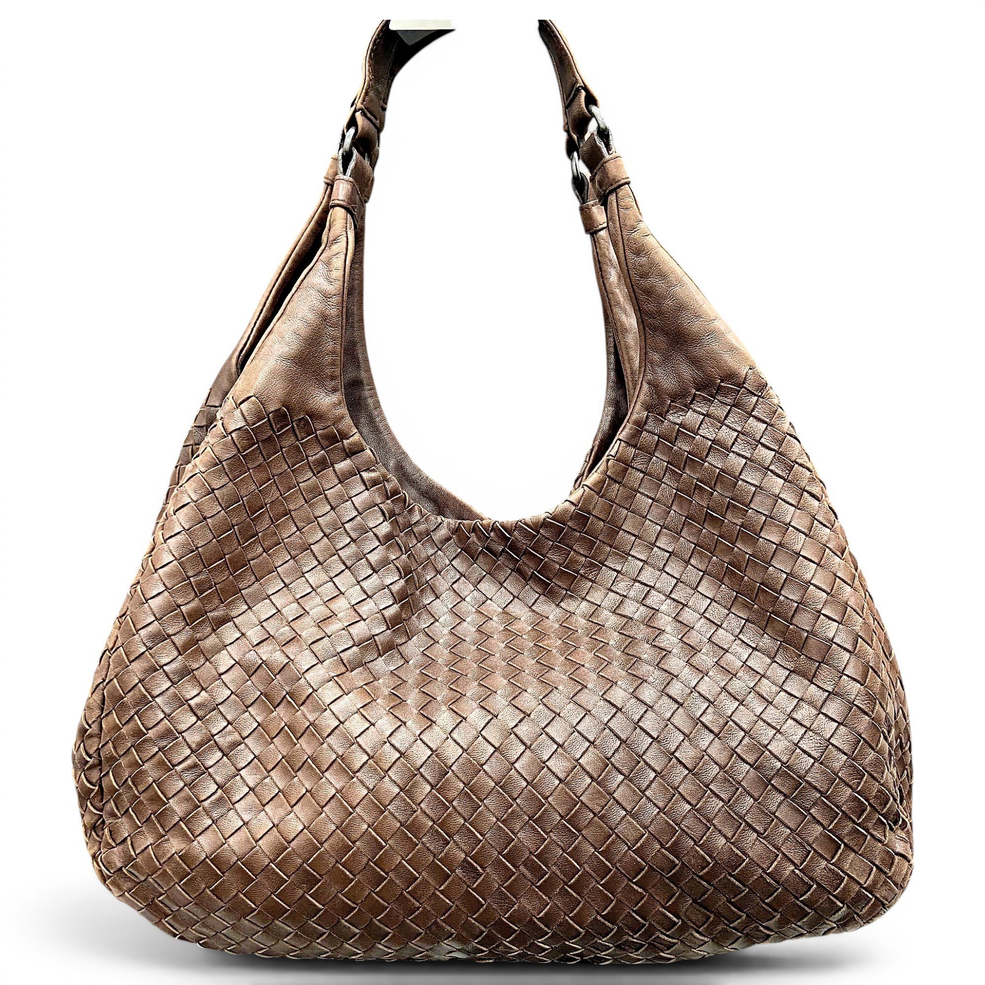 Veneta leather handbag